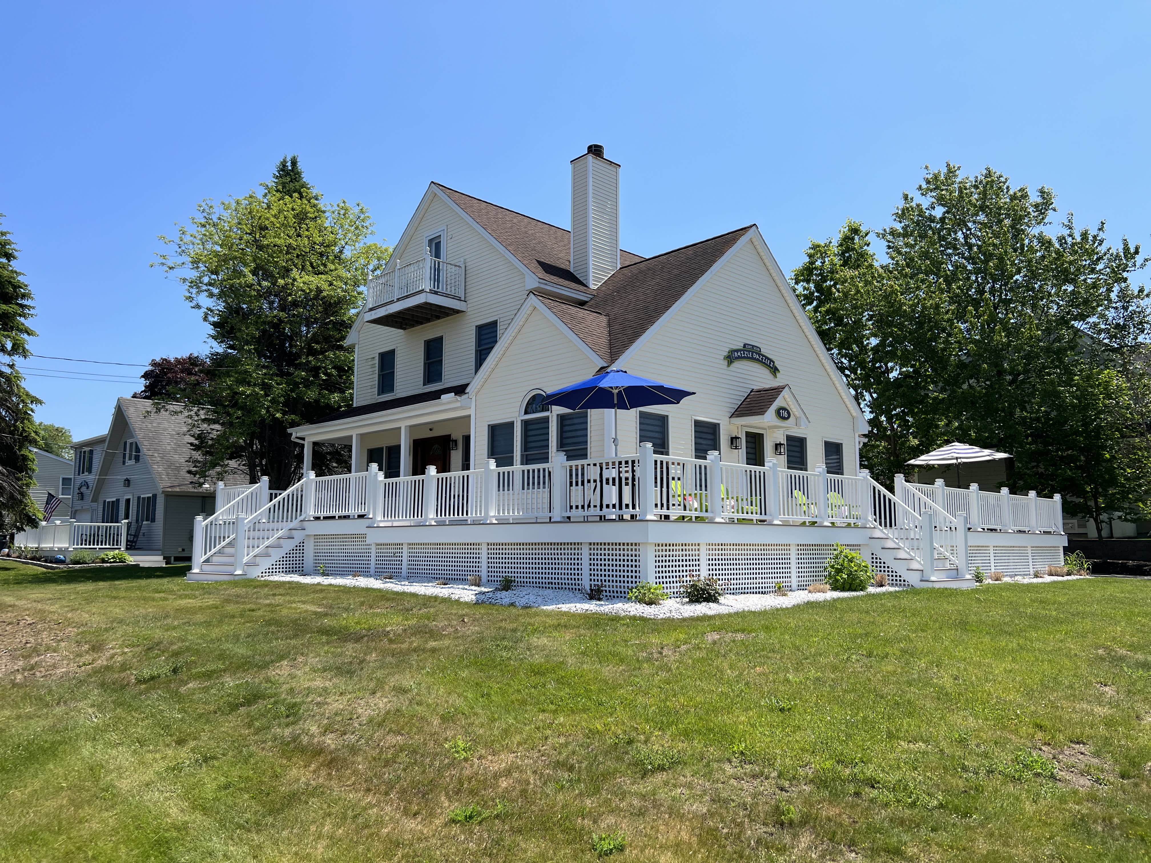 116 Airport Dr – photo 1