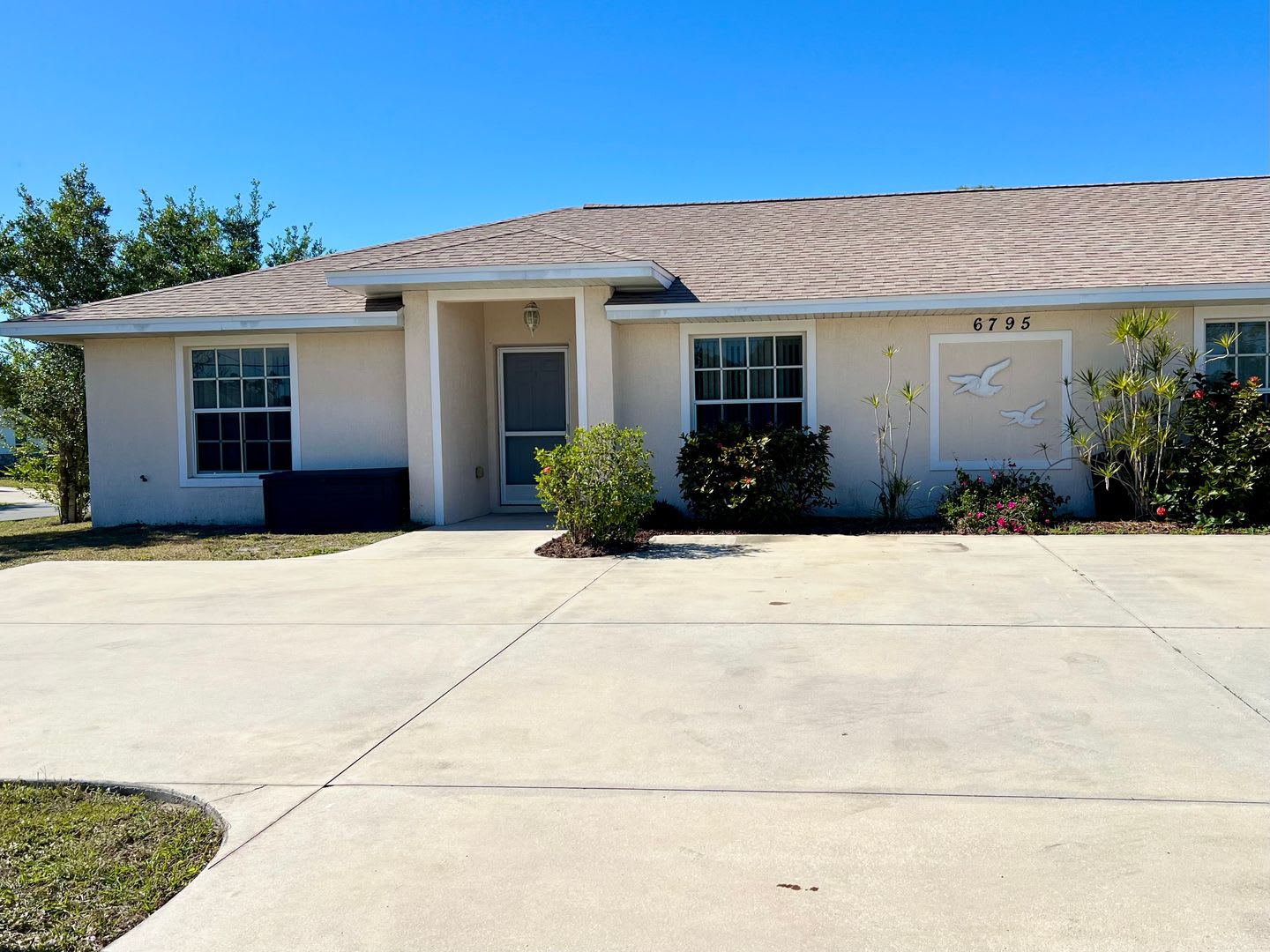 6795 David Blvd Apt A – photo 1