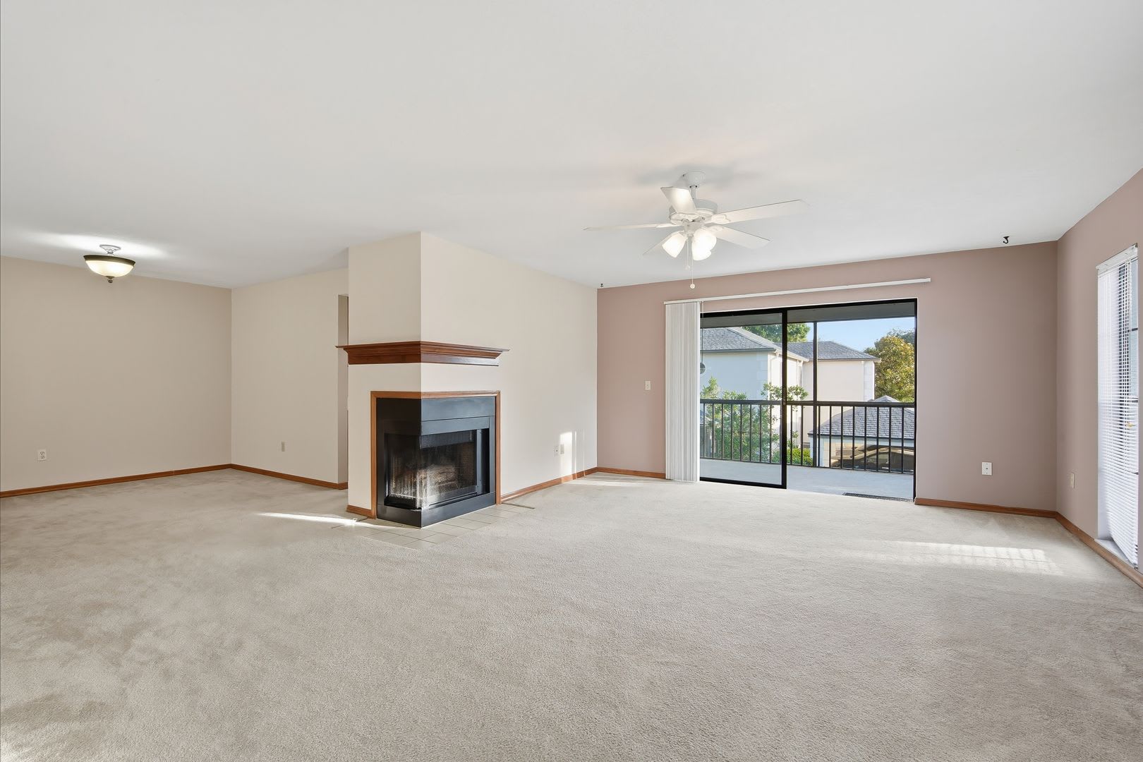 Spacious 2nd Floor 2BR/2BA condo in Carrollwood Village Chase – photo 5
