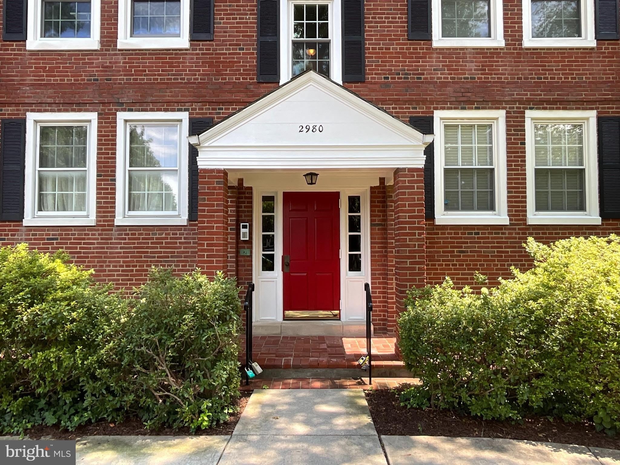 2980 S COLUMBUS Street – photo 2