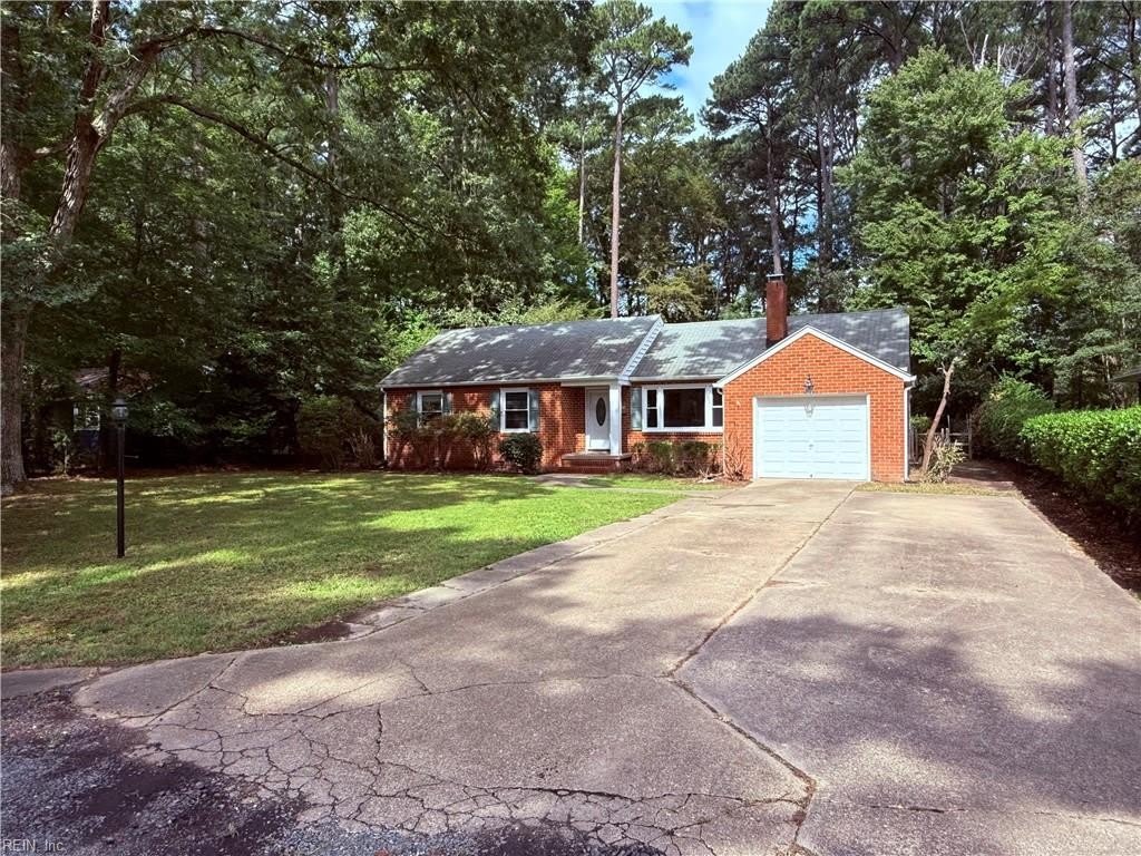 205 Longwood Drive – photo 2