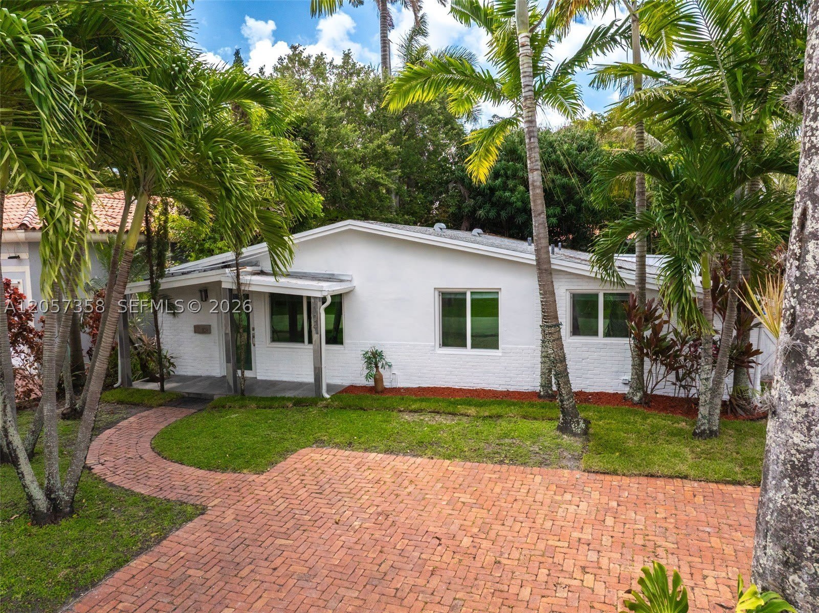 1104 NE 85th St – photo 3
