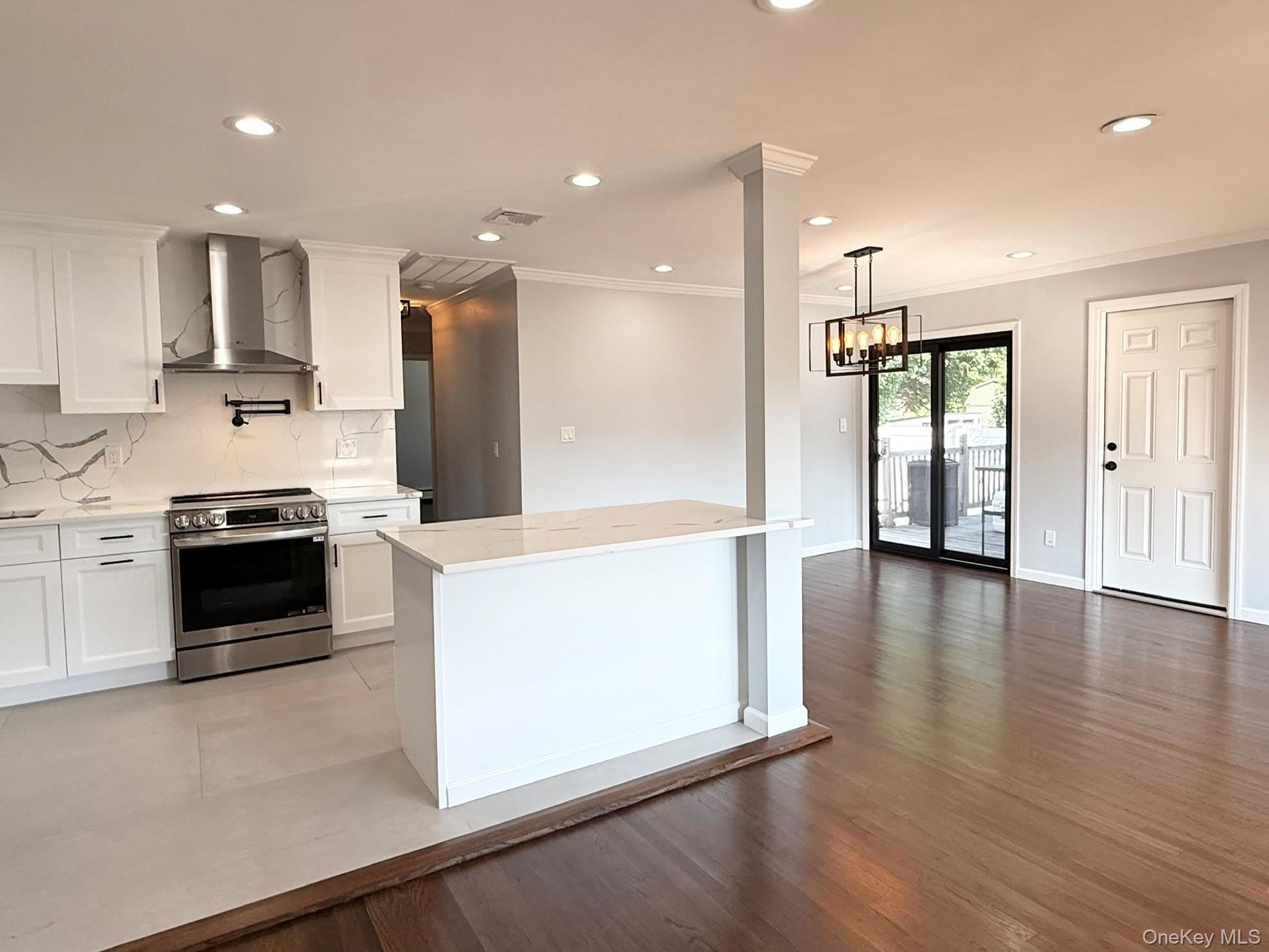 15 W Walnut Street – photo 4