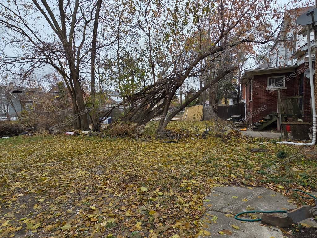 14375 Coyle St Uppr – photo 3