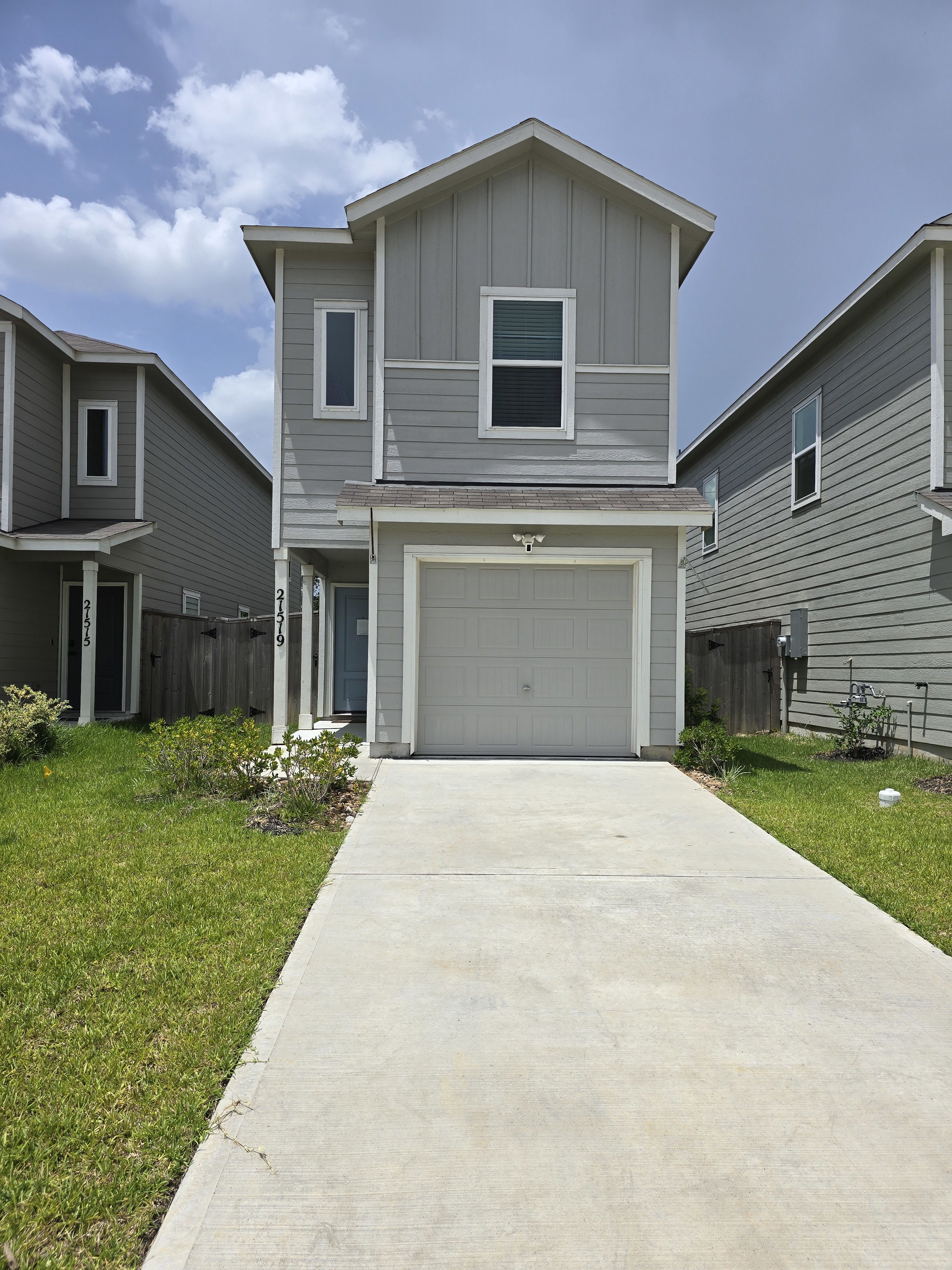 21519 Carosella Drive – photo 1