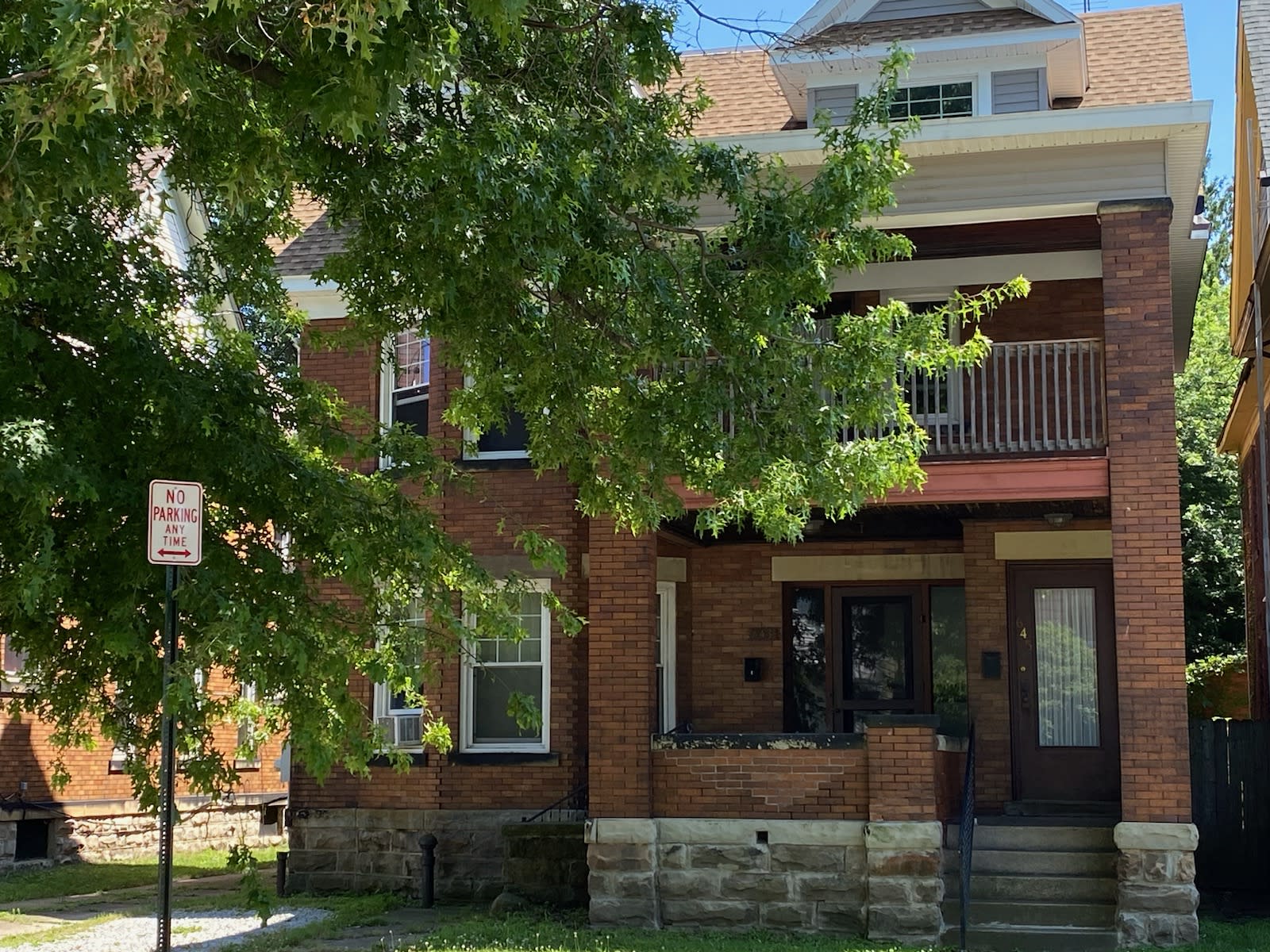 645 W 8Th St – photo 1