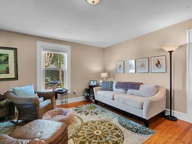 9 Traction St – photo 3