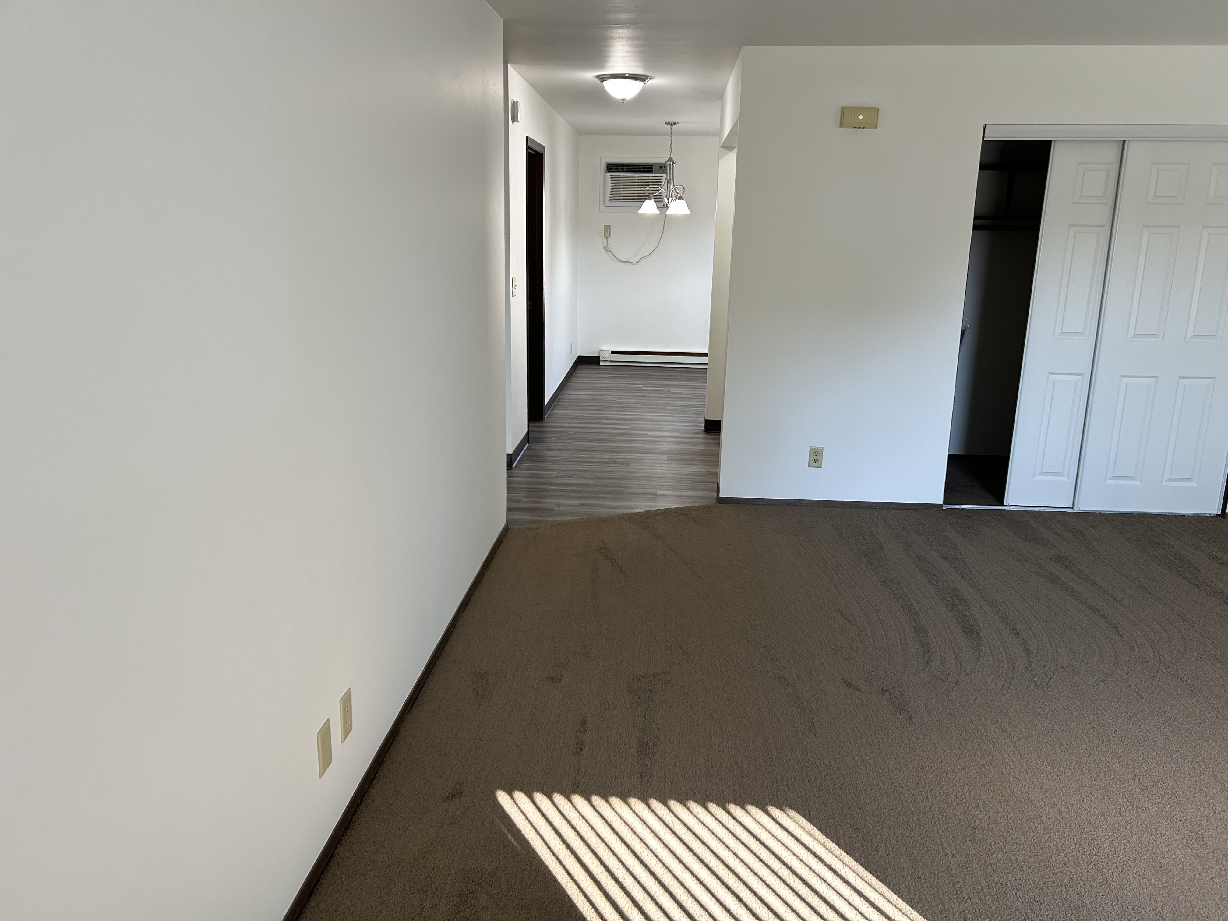 202 North Parkway Drive – photo 5