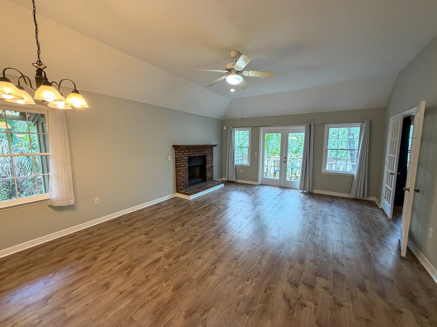 5324 SW 88th Ct – photo 2