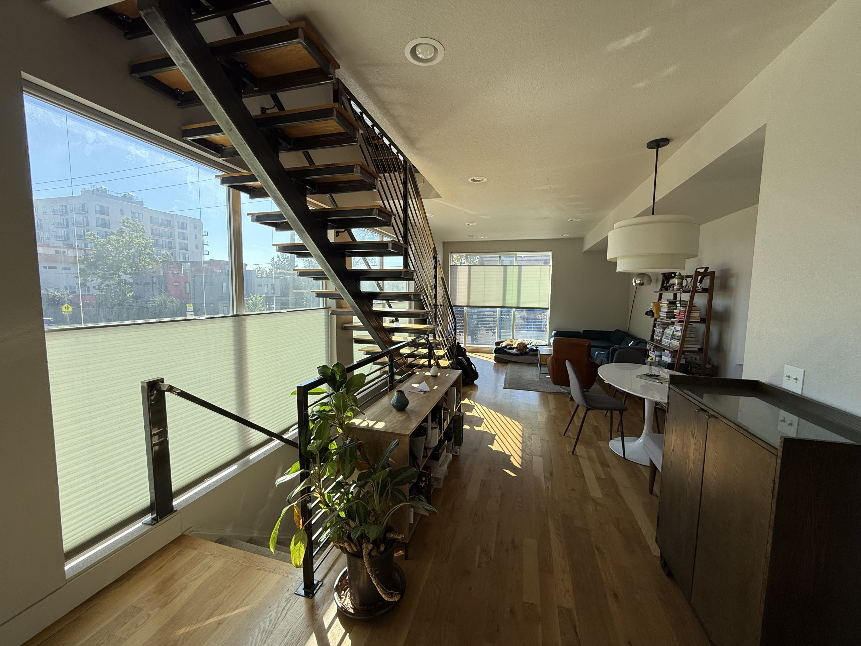 1551 King Street 1 – photo 1