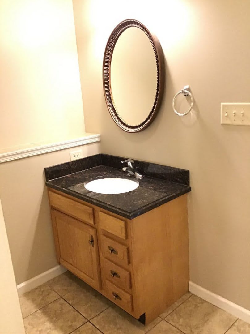 Spacious 3BR Townhome w/ Garage – photo 5