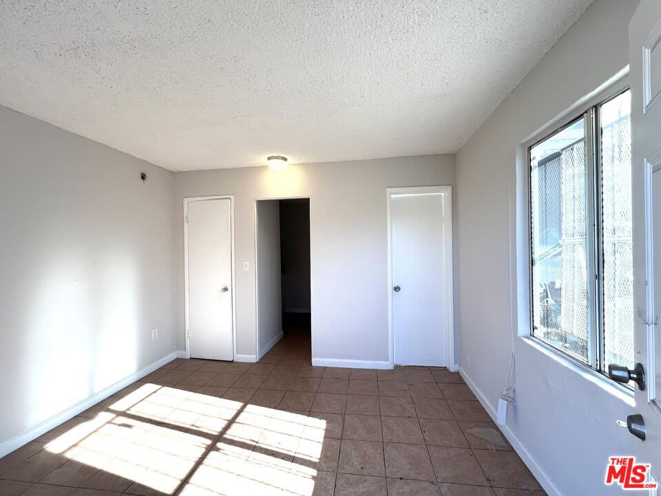 823 E 111th Dr – photo 3