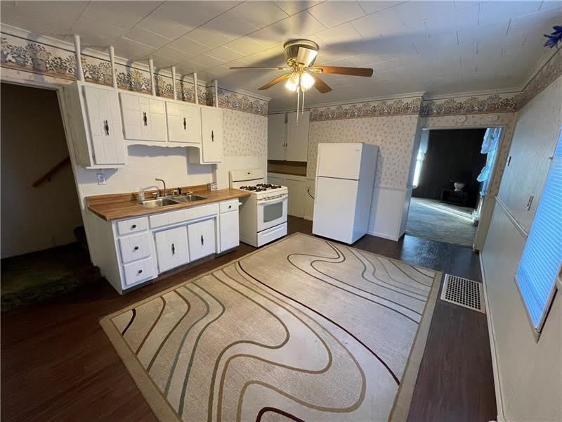 211 S Walnut St – photo 4
