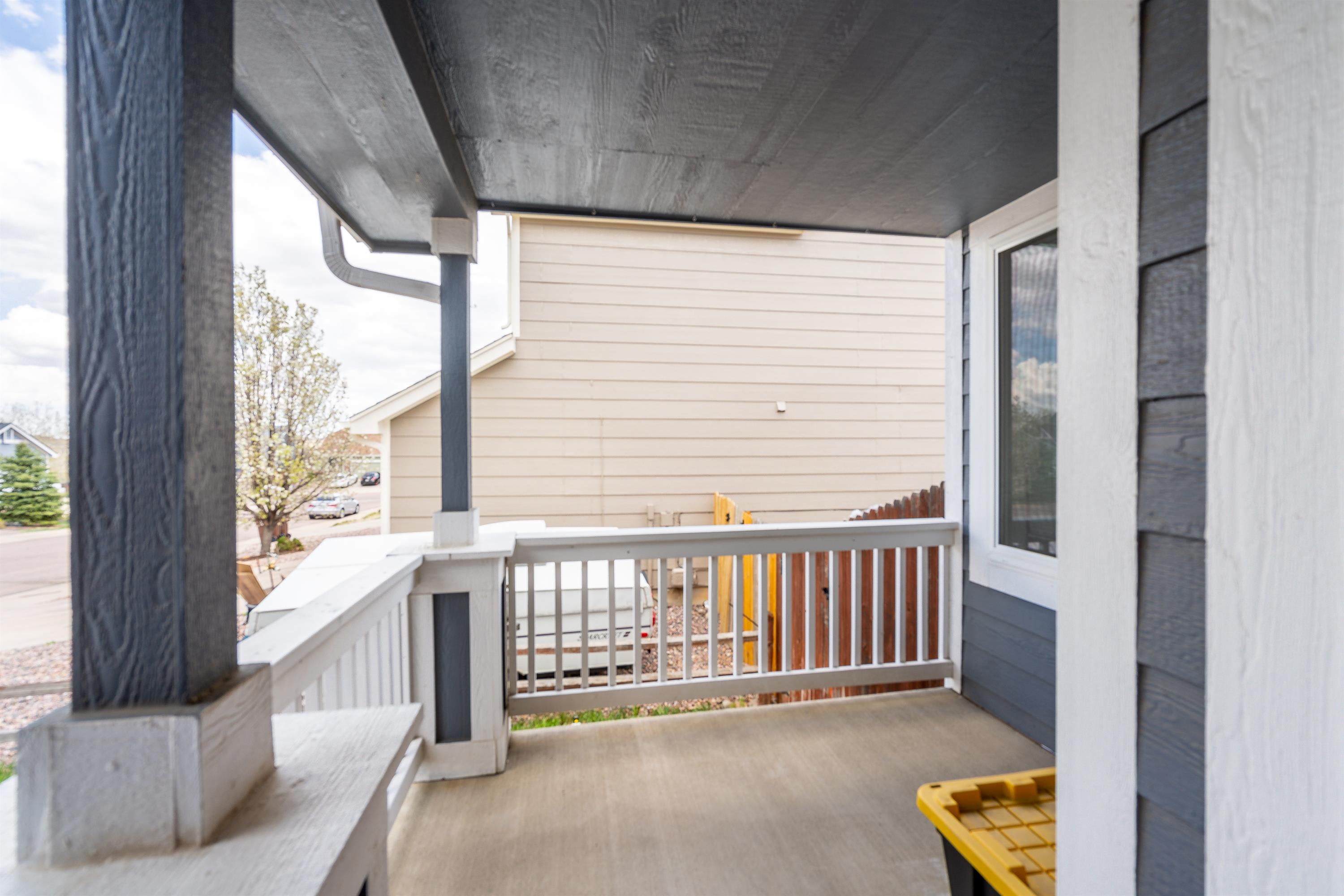 857 Regent Court – photo 2