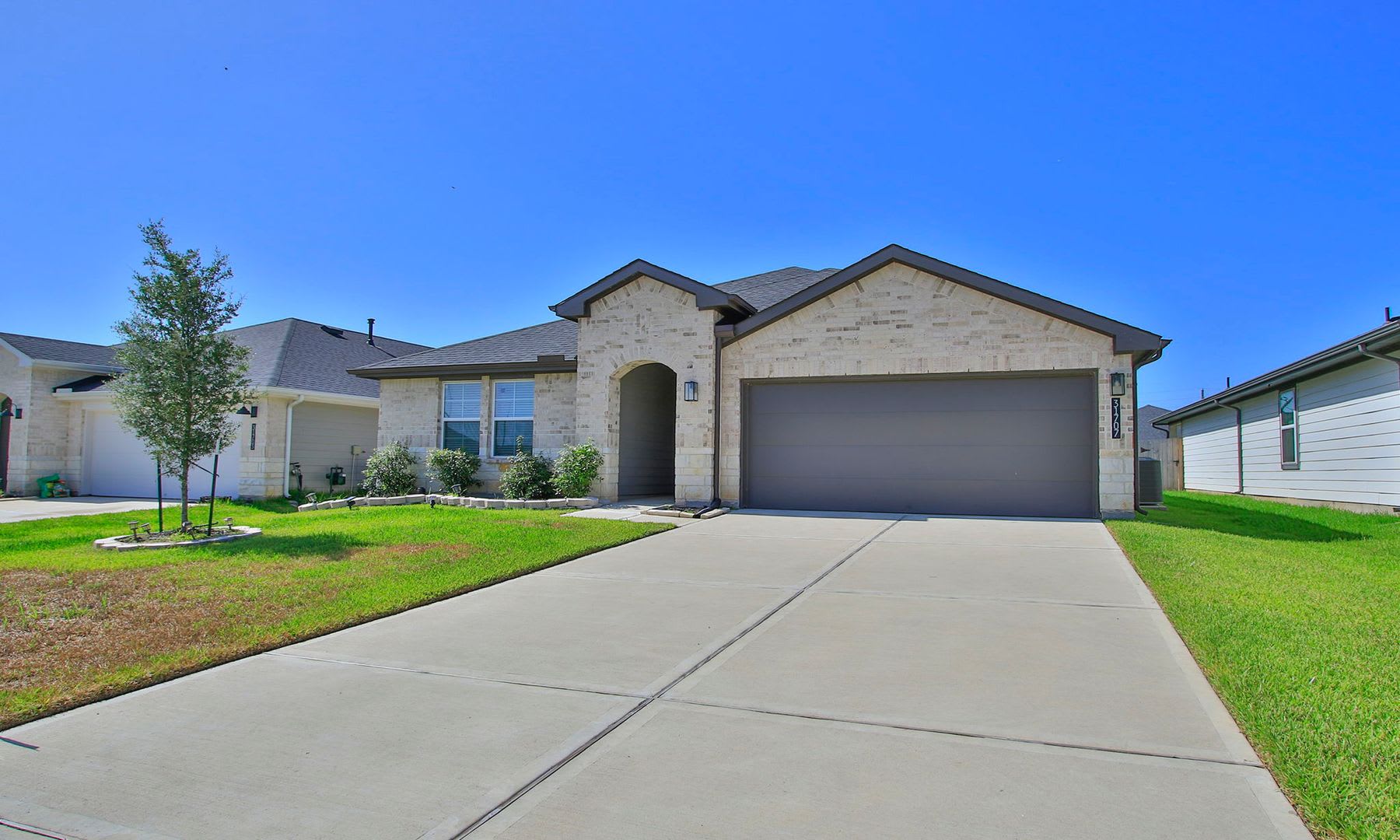 For Lease 4 Bed 2 Bath 2 100 Sq Ft Tamarron West Community – photo 4