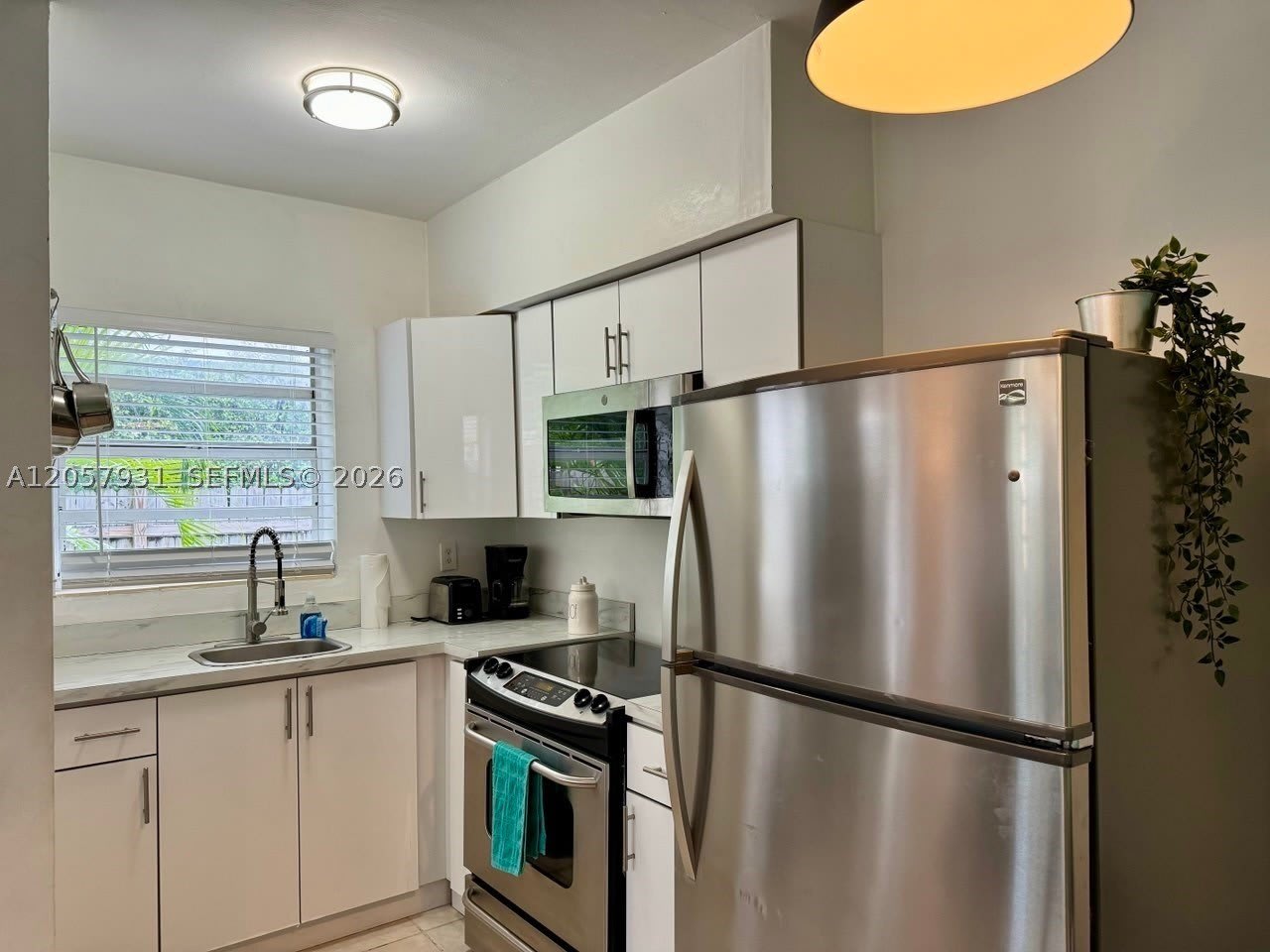 1130 NE 81st St – photo 3