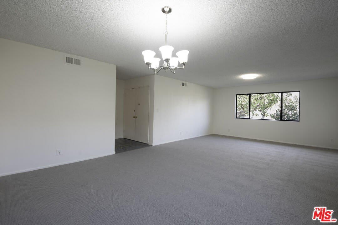 2106 W 166th St – photo 3