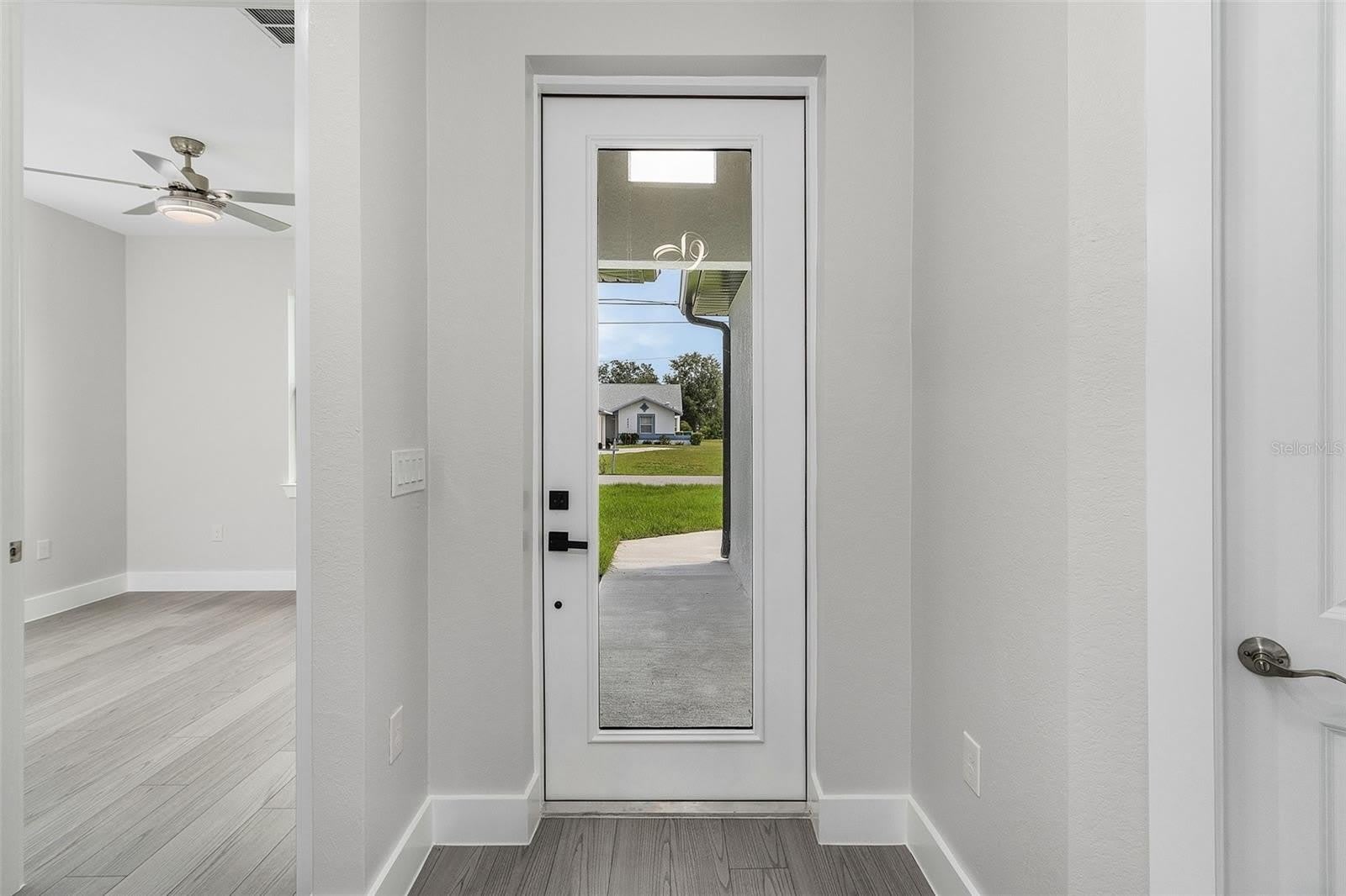26221 Sandhill Boulevard – photo 2