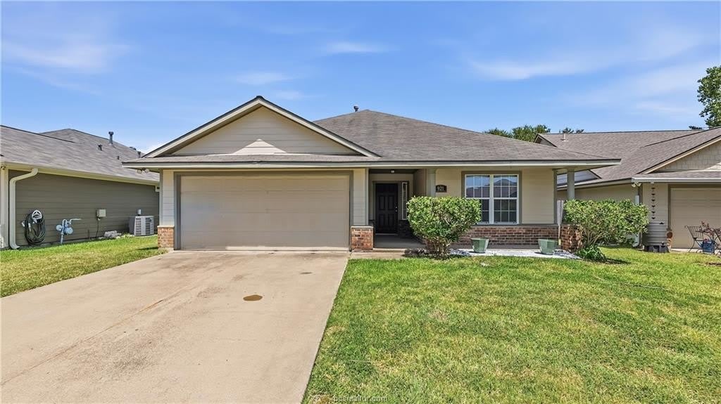 921 Windmeadows Drive – photo 1