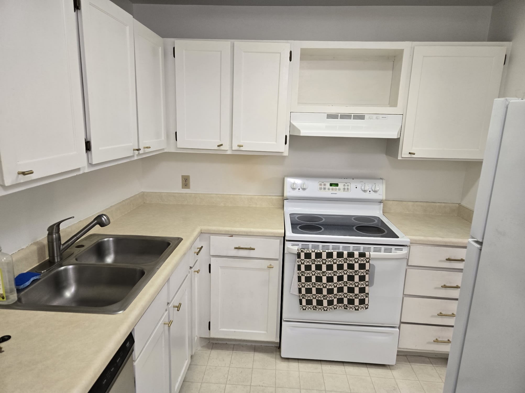 425 S 1000 E #409C – photo 2