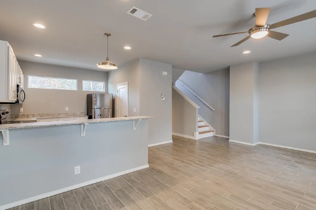 1345 N Hog Trough Drive – photo 5