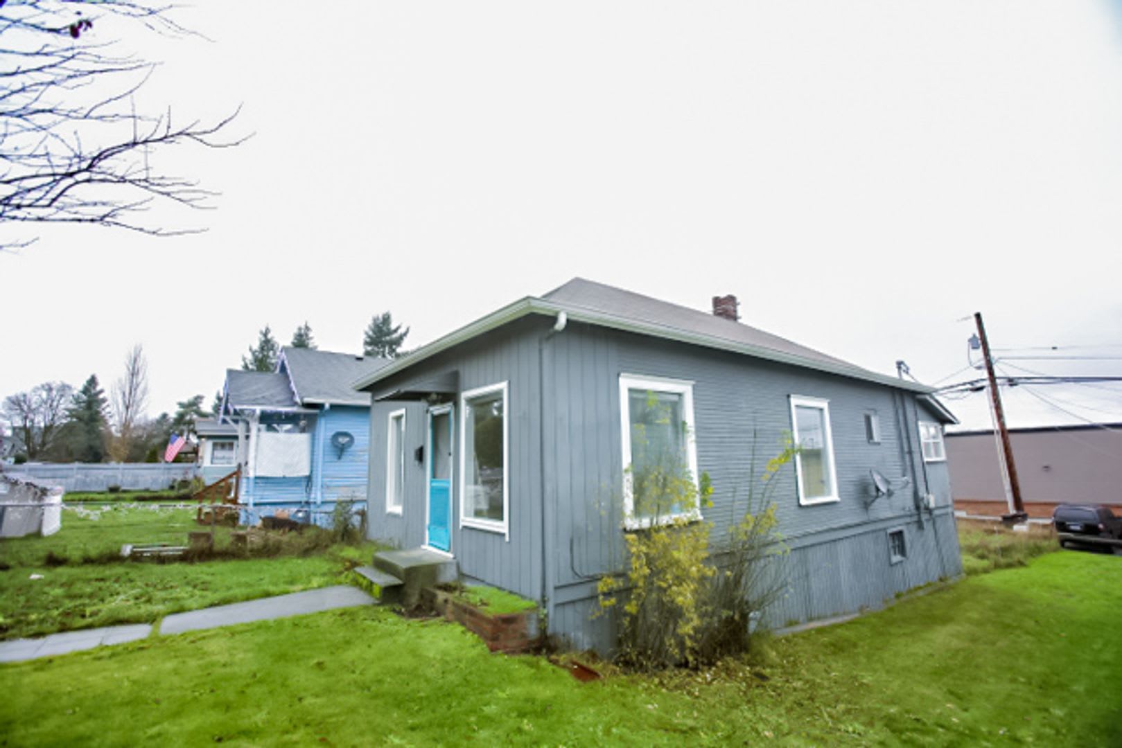 Charming 2 Bedroom 1 Bath Home Downtown Everett – photo 3