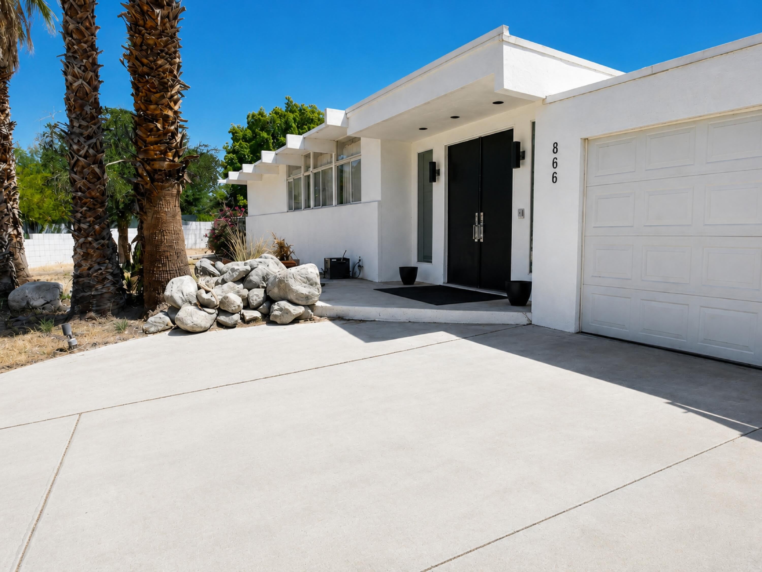 866 N Topaz Circle – photo 2