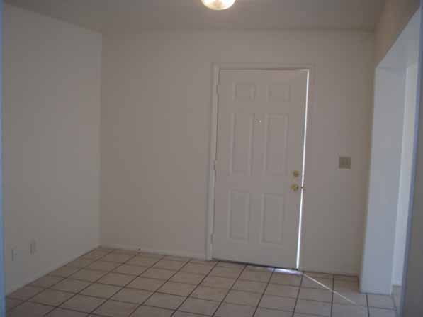 4207 N. 74th Drive – photo 4