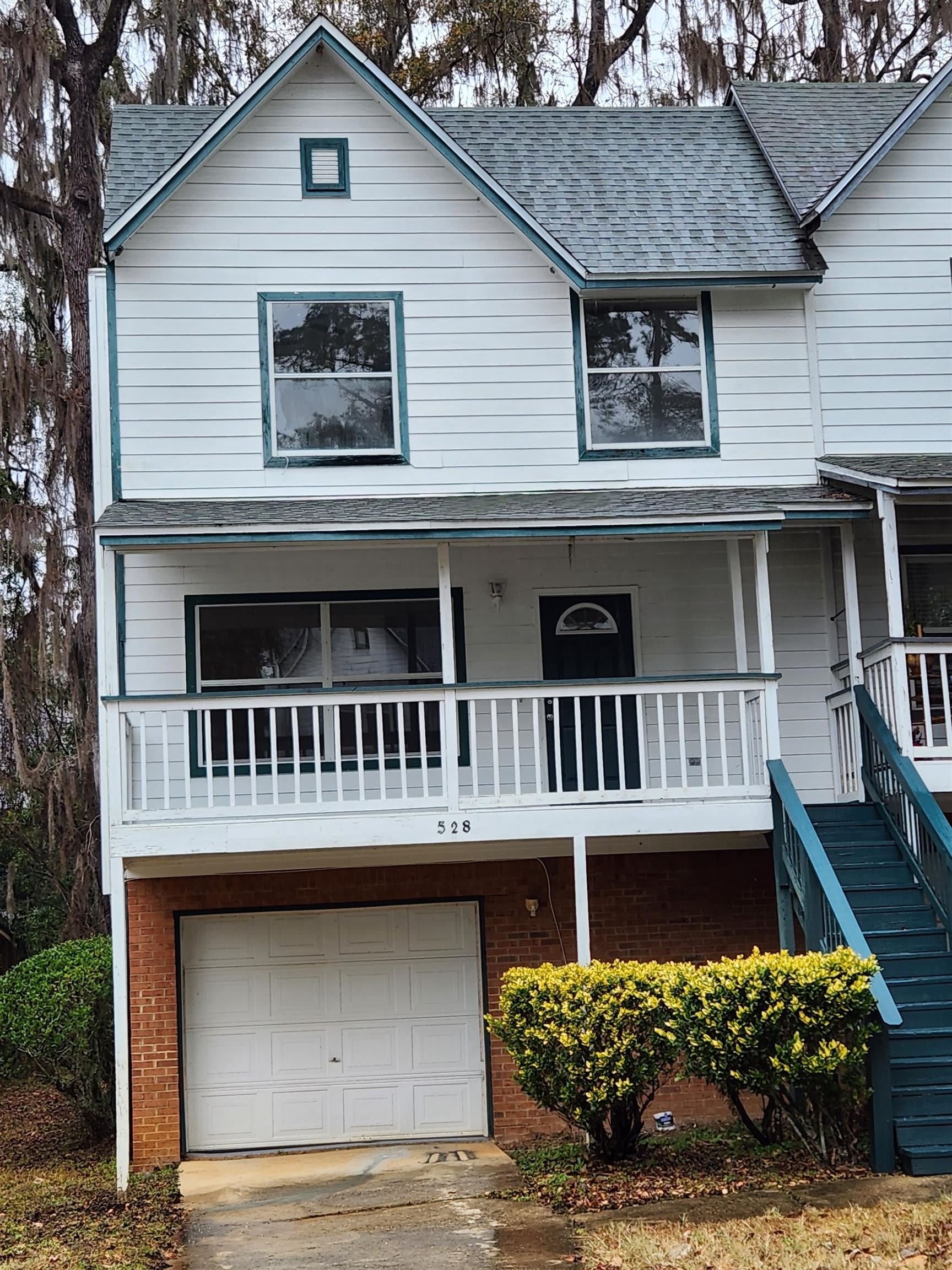 528 Collinsford Road – photo 1