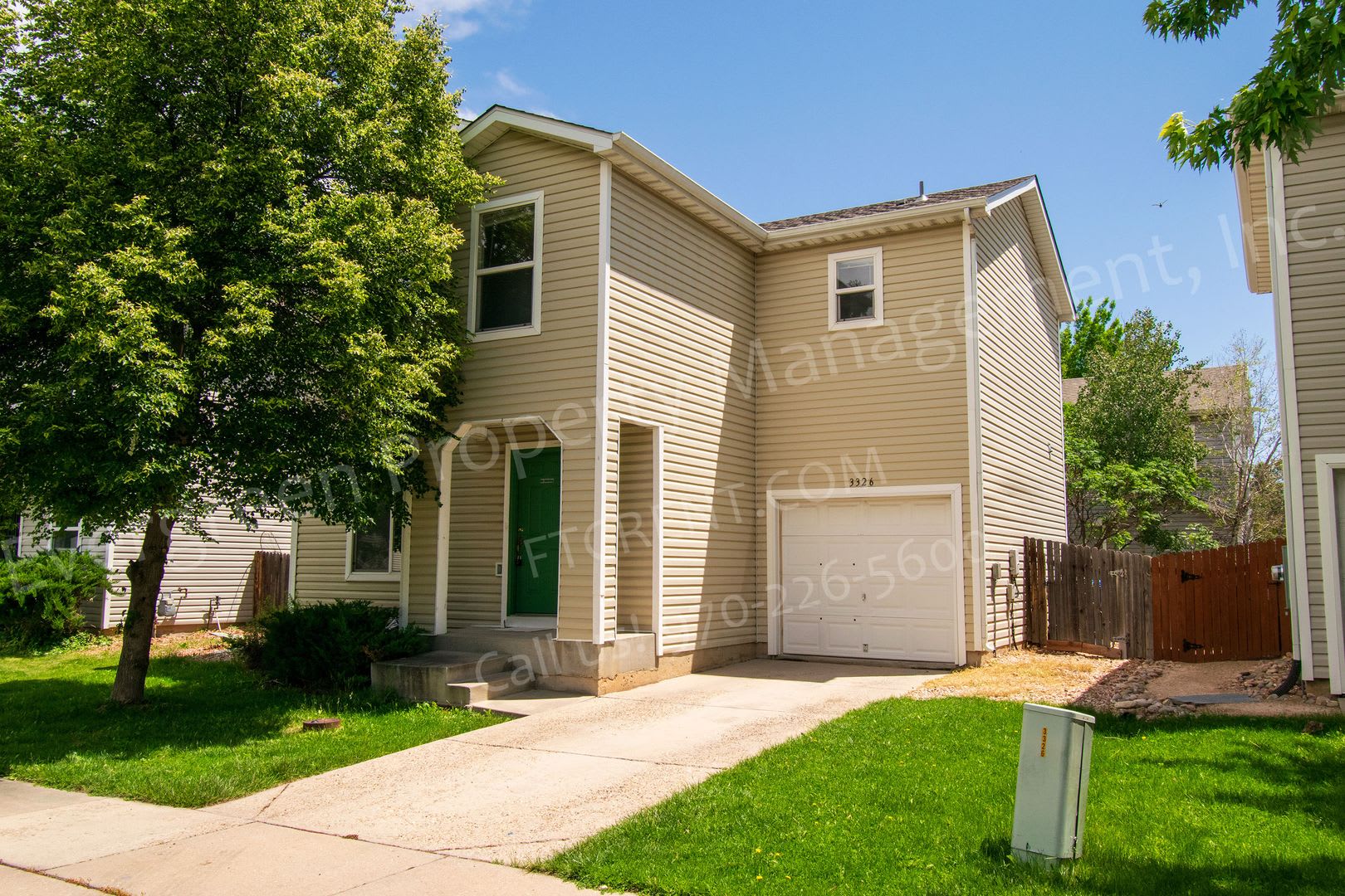 Fantastic 4 bedroom, 2 bathroom home in great location! – photo 2