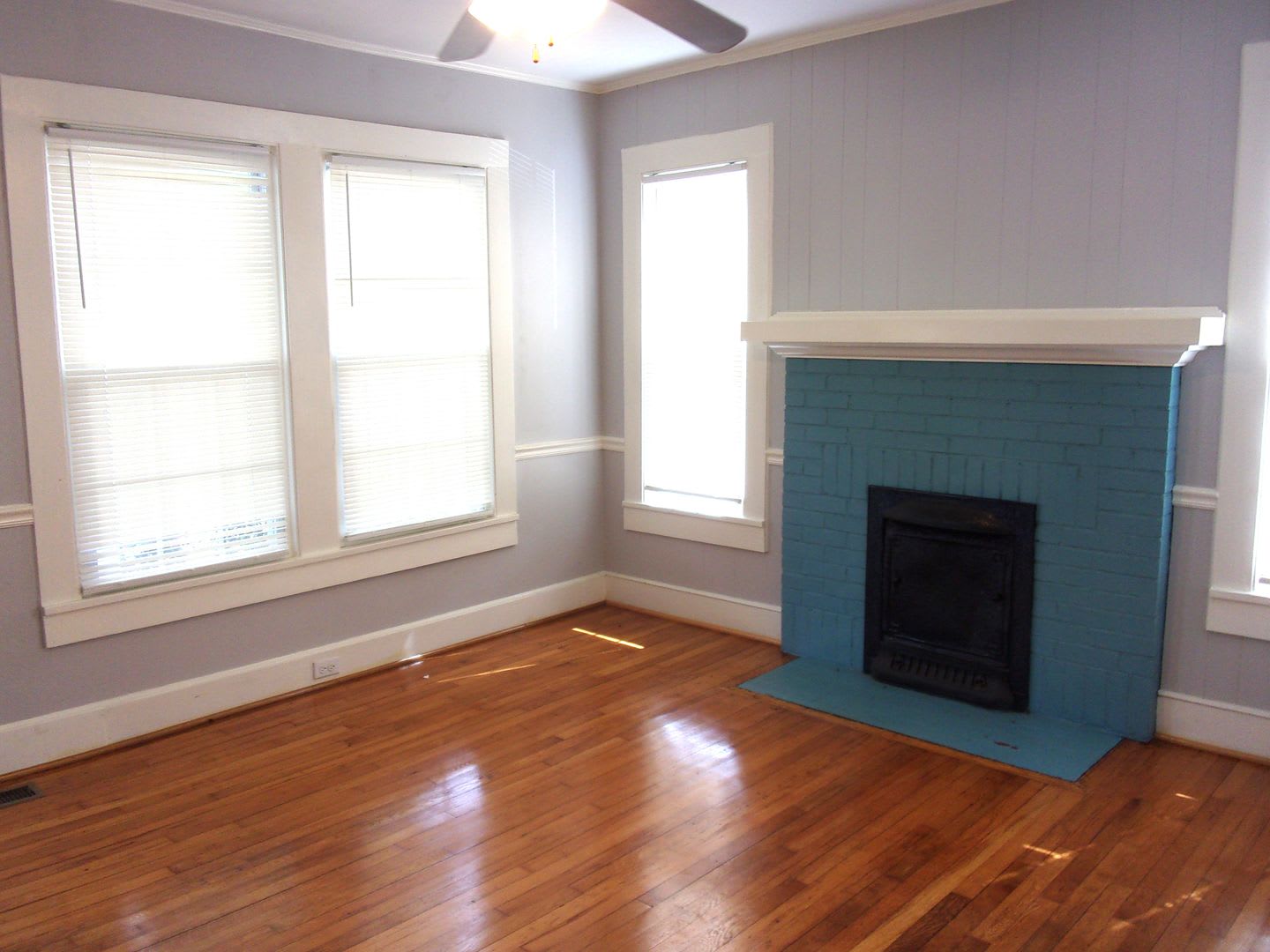 Charming 2 Bedroom 1 Bath Home in the Heart of Downtown Rock Hill – photo 5