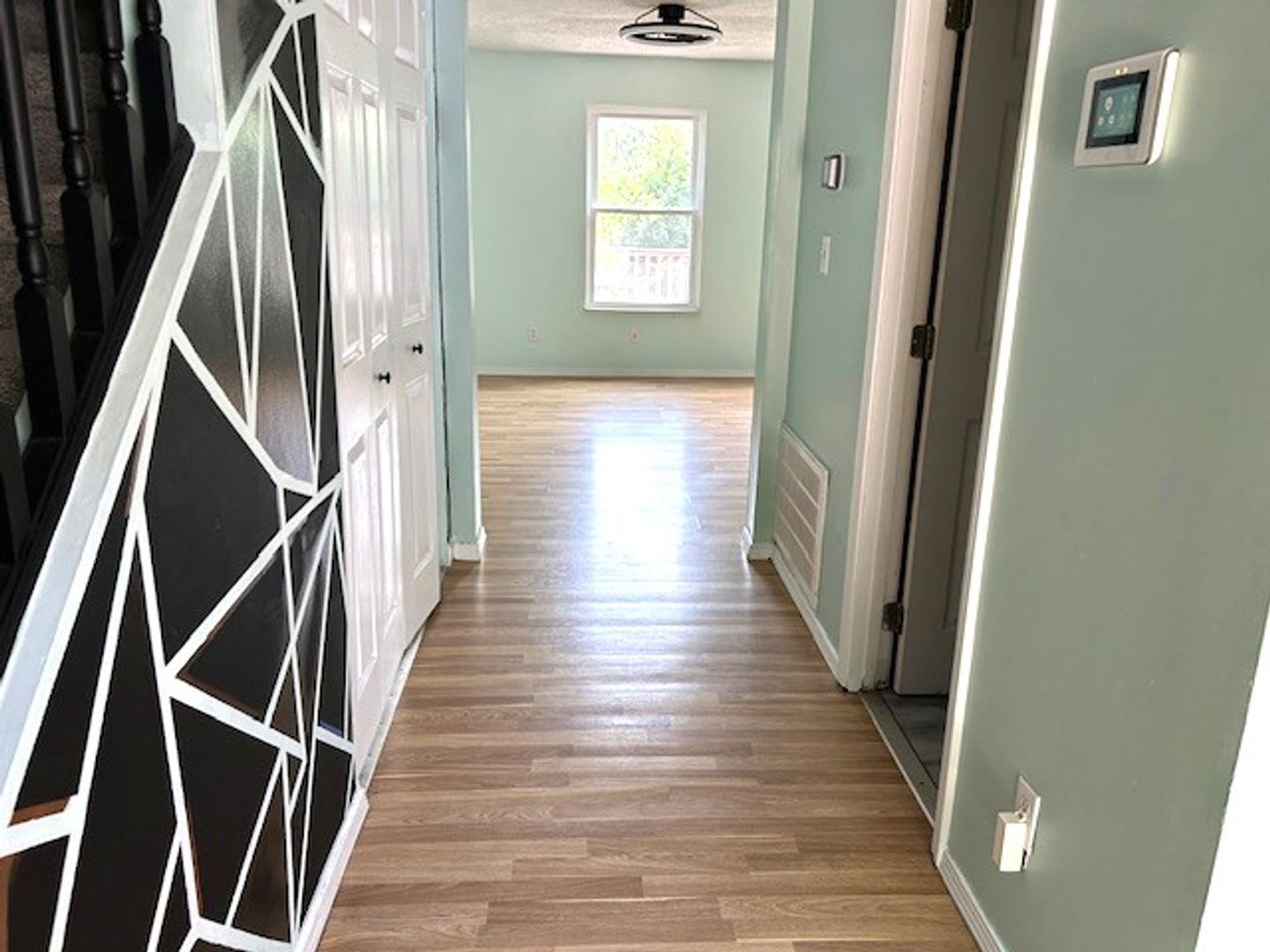 Nice 2 bedroom 2 bath home – photo 2