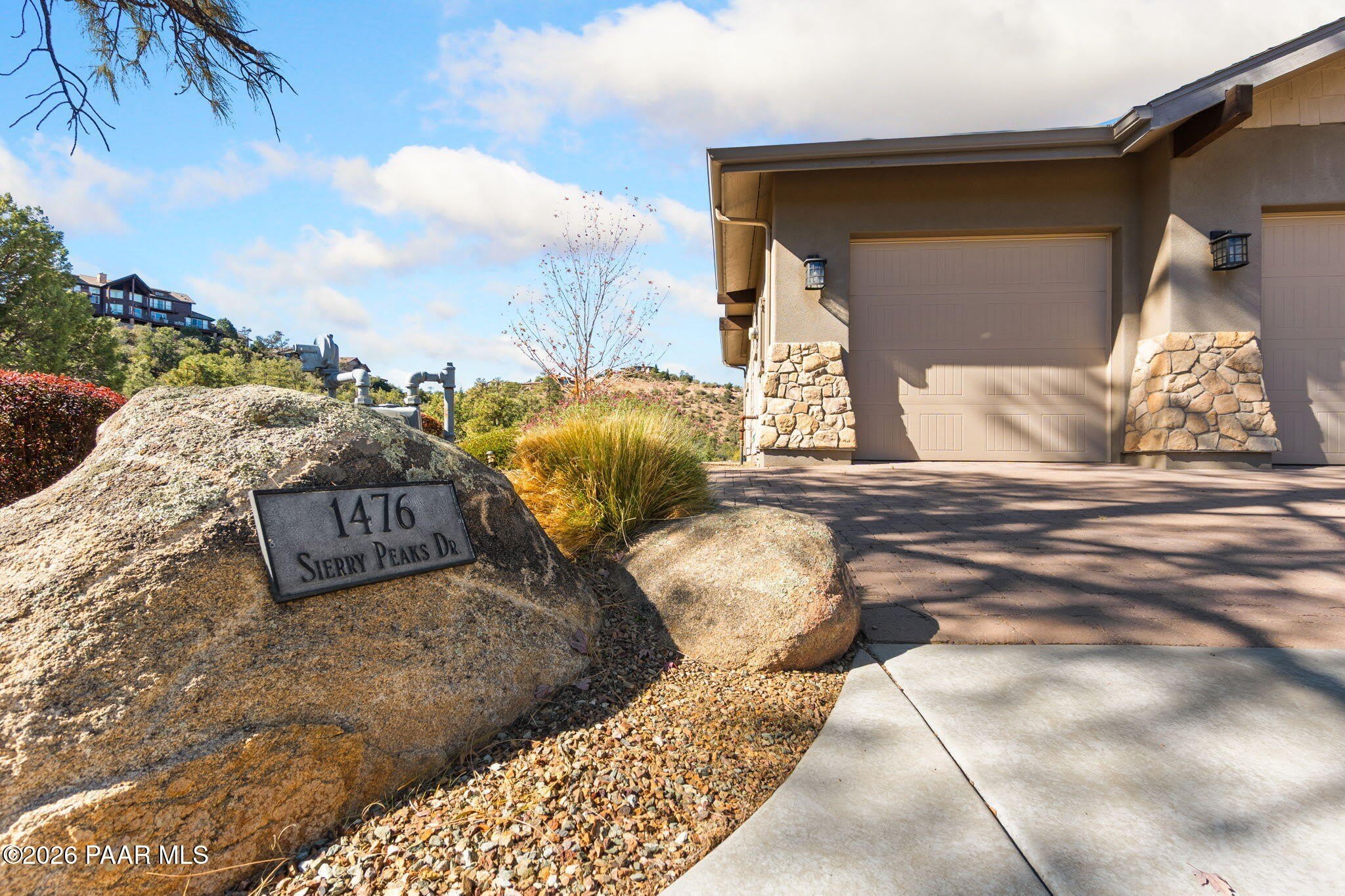 1476 Sierry Peaks Drive – photo 3
