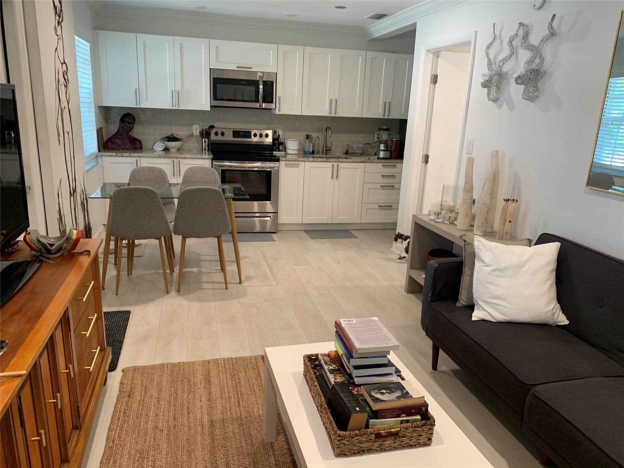 801 SW 10th Street – photo 5