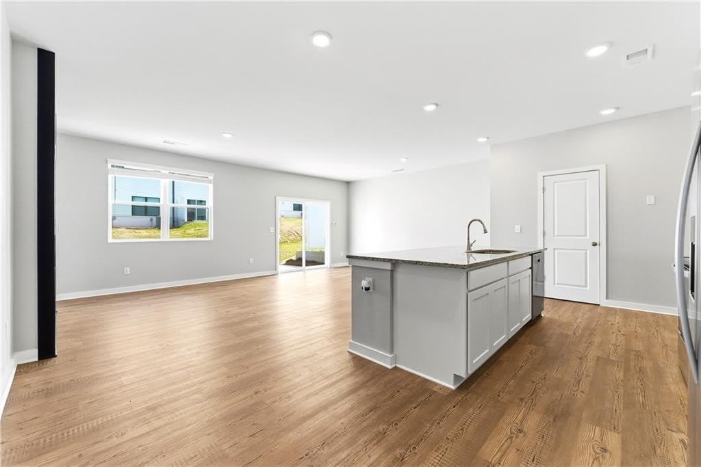 1905 Westwind Street – photo 2
