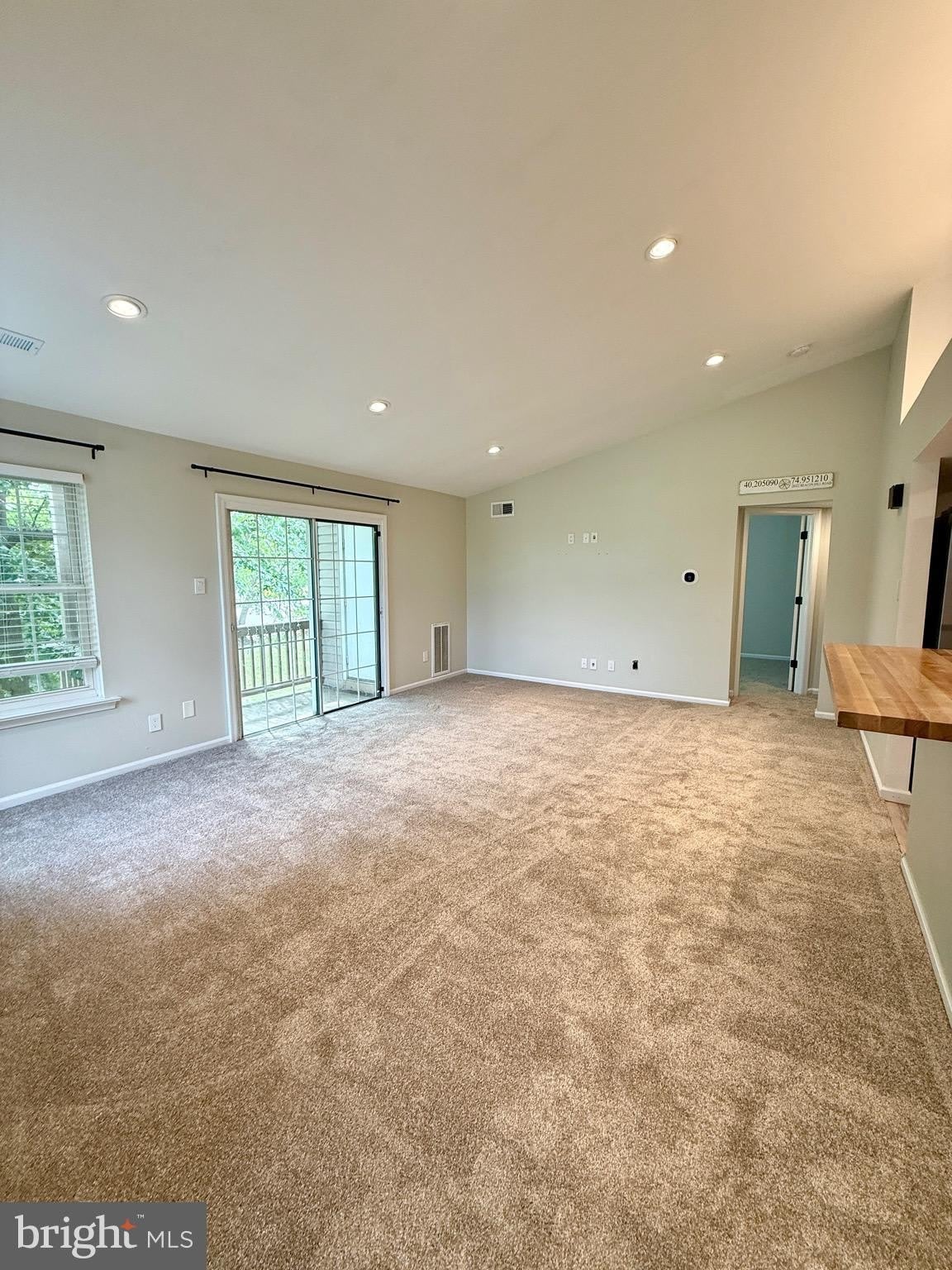 28022 BEACON HILL Drive – photo 5