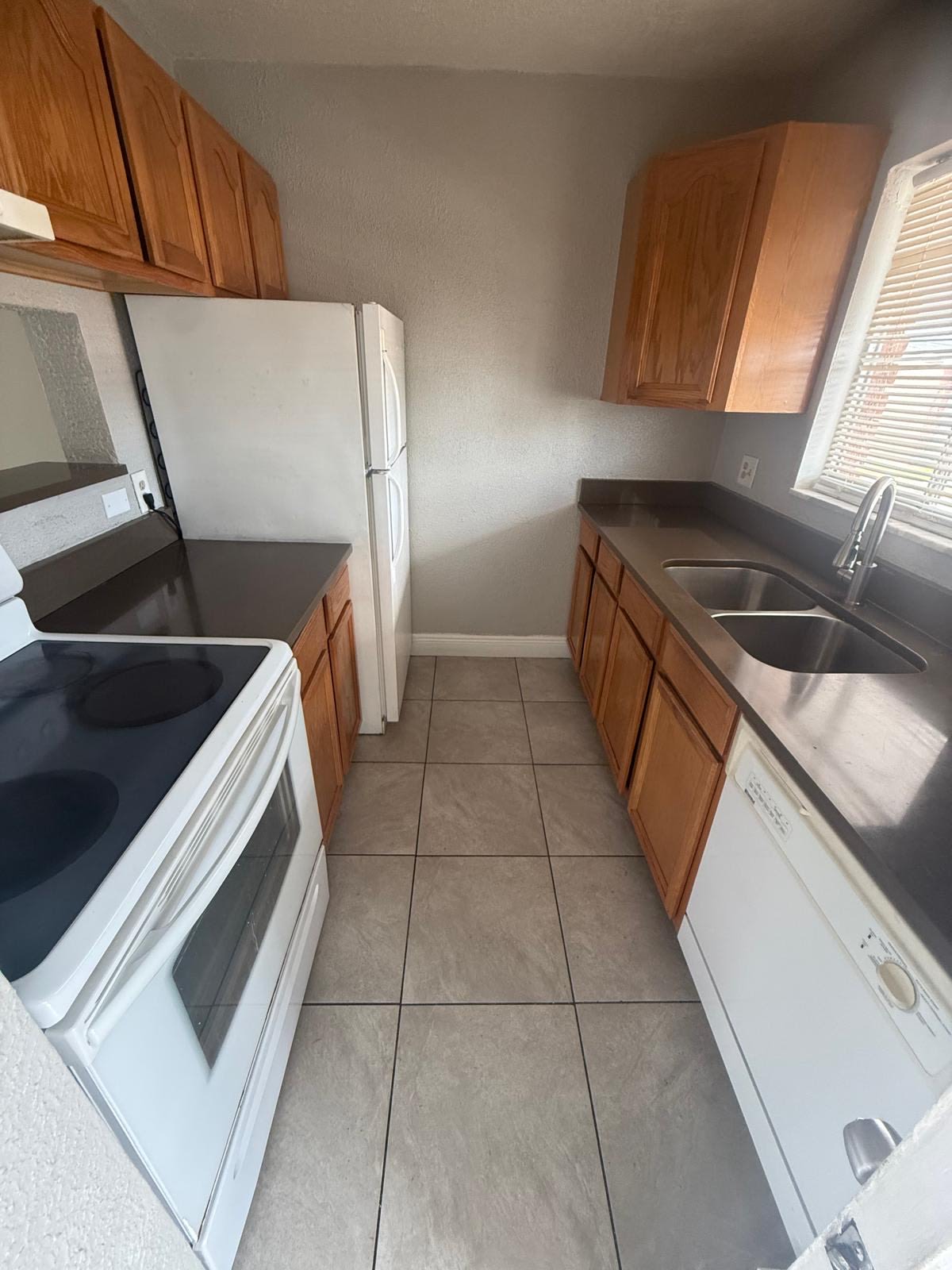 797 W Lancaster Rd – photo 4