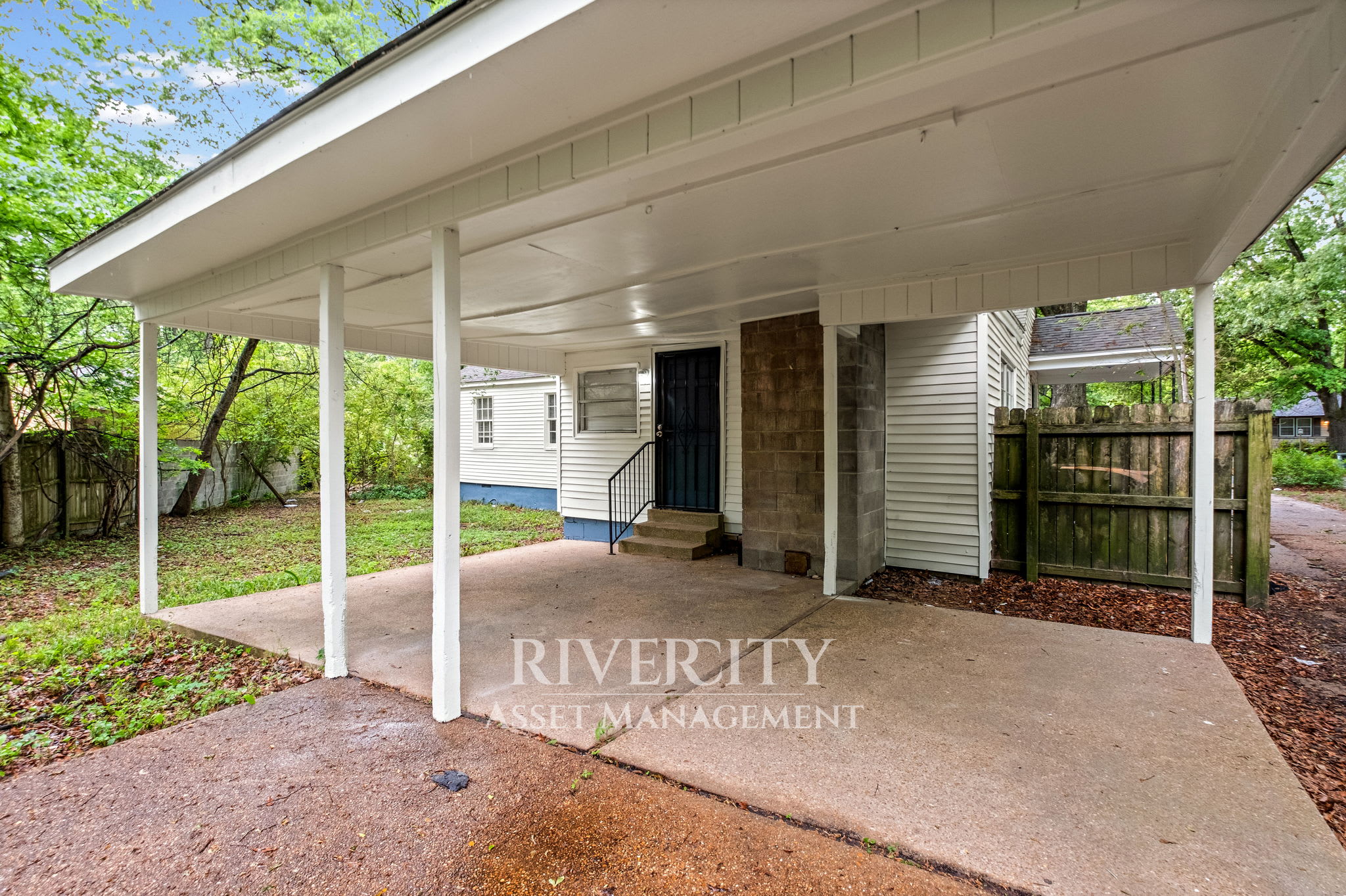 4078 Dunn Avenue – photo 3