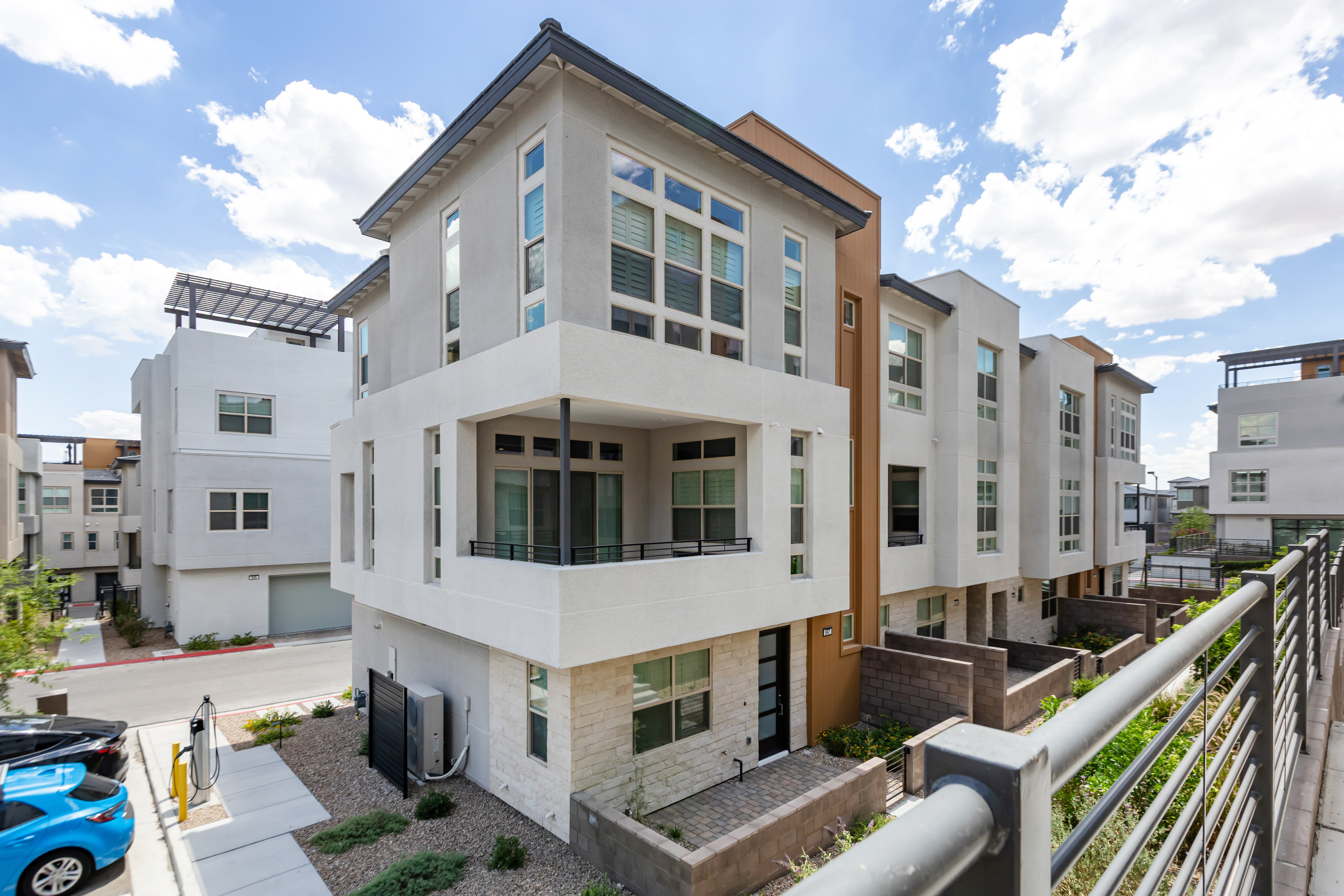 647 Spotted Falcon Street – photo 1