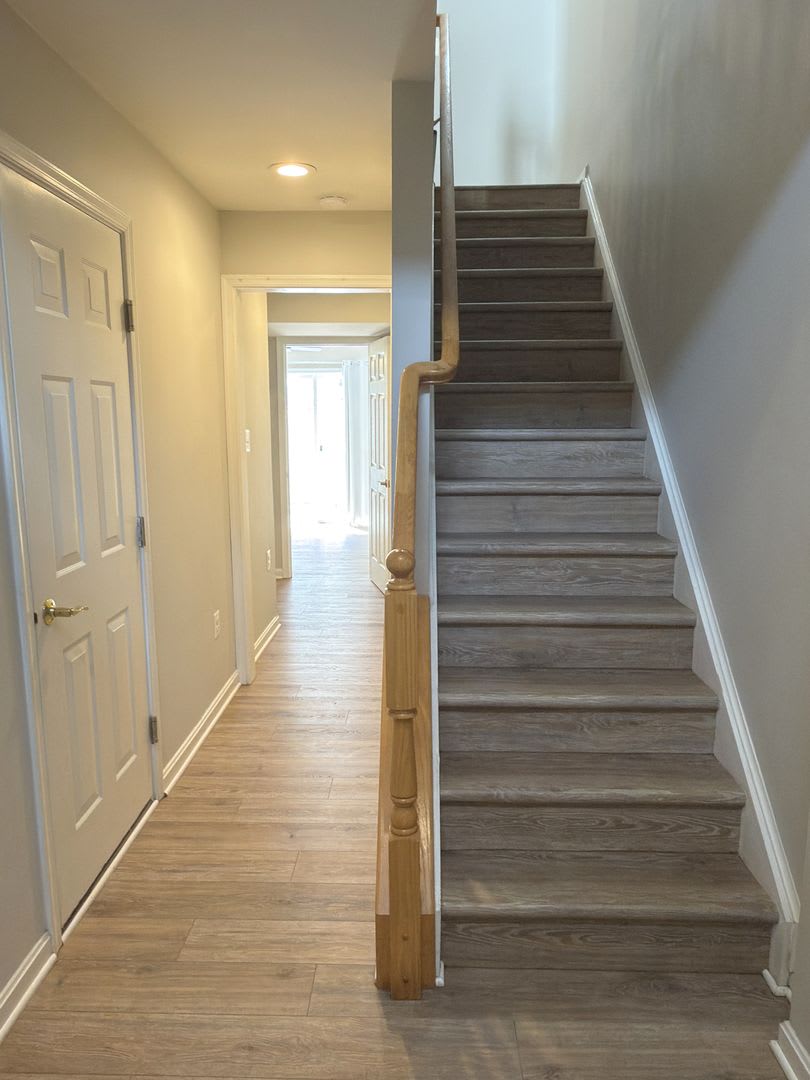 2 Bedroom, 2.5 Bath Garage Townhouse In Ashburn for Rent! – photo 2