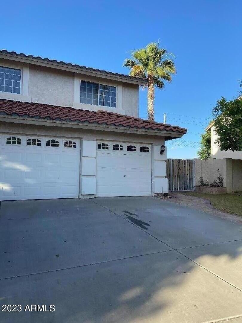 12527 N 57Th Avenue – photo 2