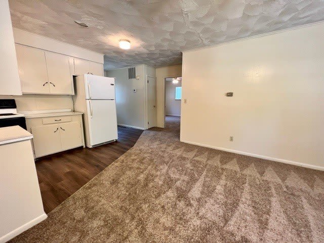 2011 E Helen Street – photo 3