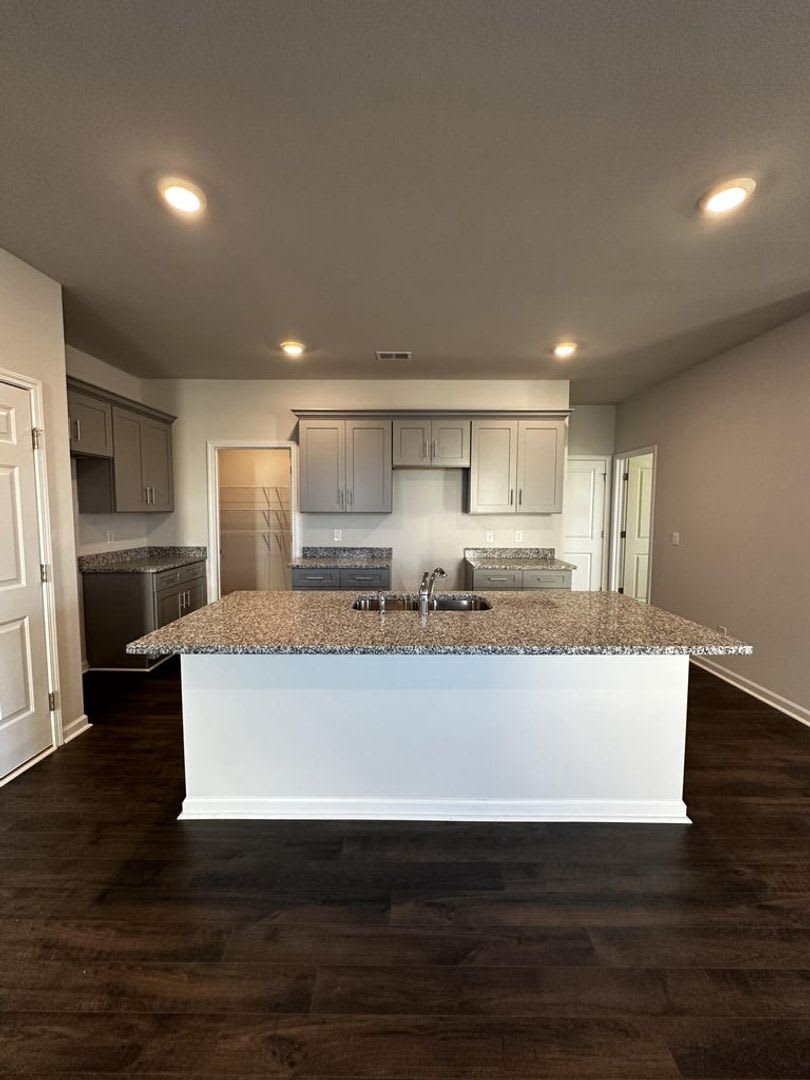 Home For Rent – photo 5