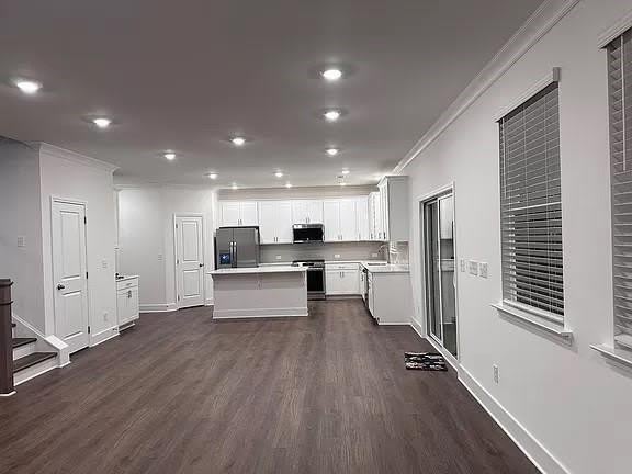 2780 Westgate Park Drive – photo 2