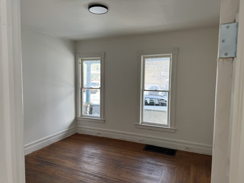 136 S. Orchard St. – photo 1