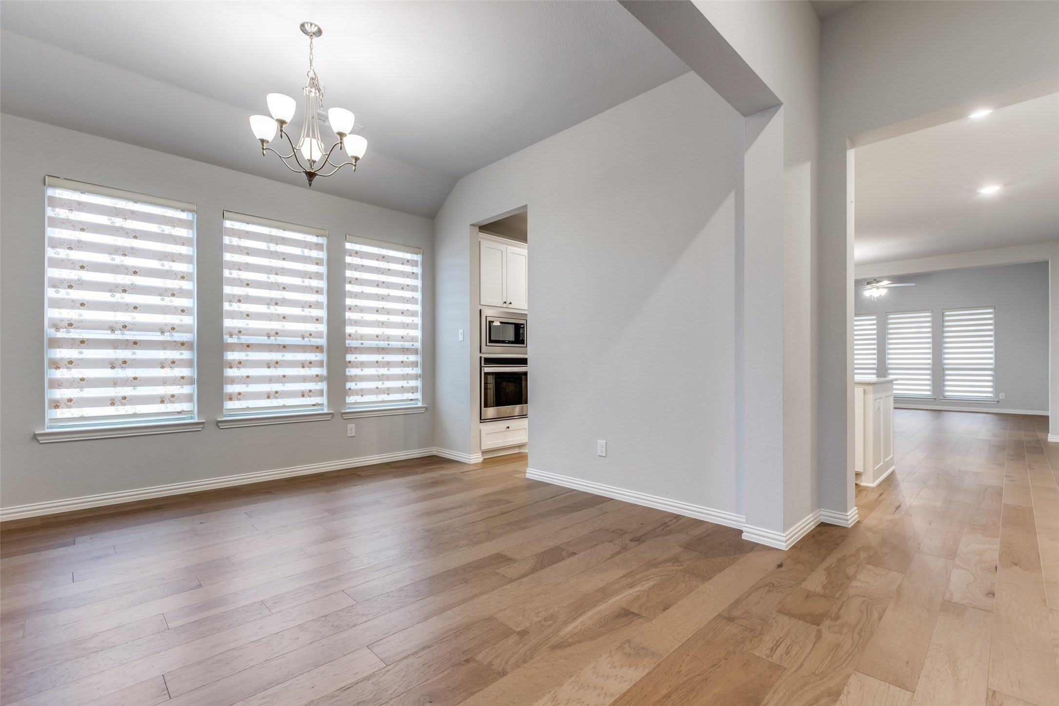 1600 Bird Cherry Lane – photo 4
