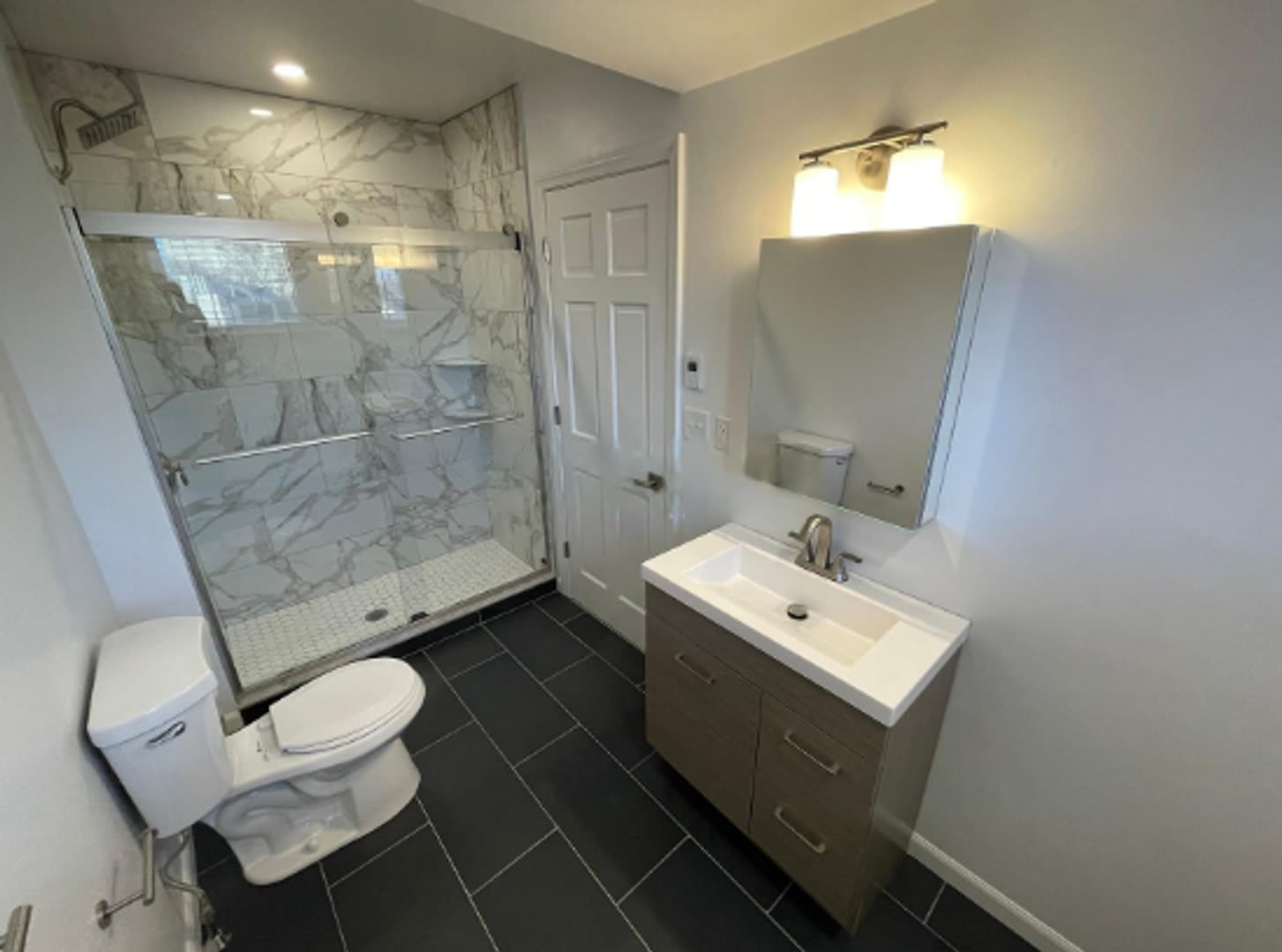 Coolidge Corner BROOKLINE Modern 3bd 2ba – photo 2