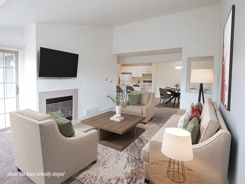 River Oaks Apartments – photo 2