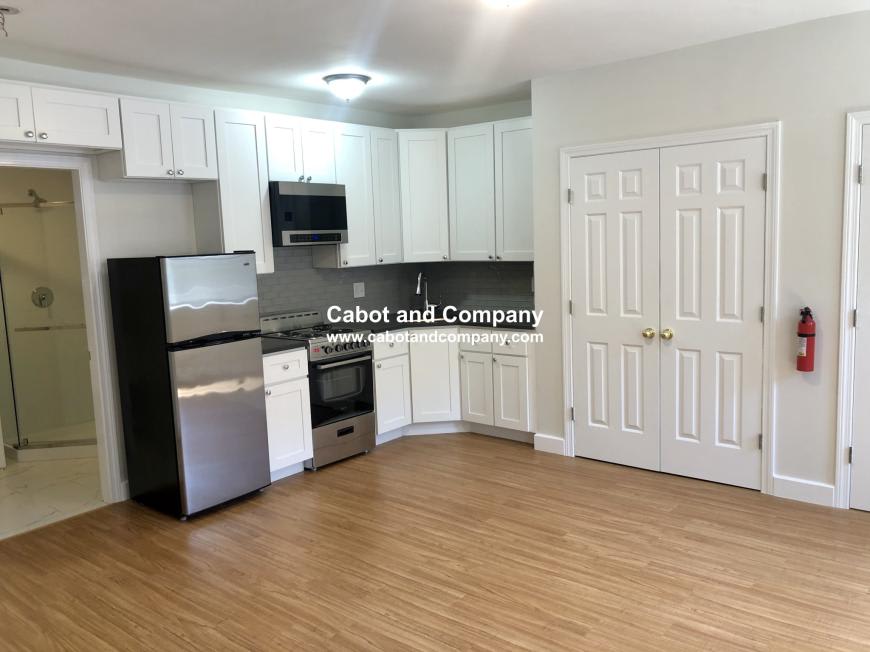 614 Massachusetts Ave. – photo 3