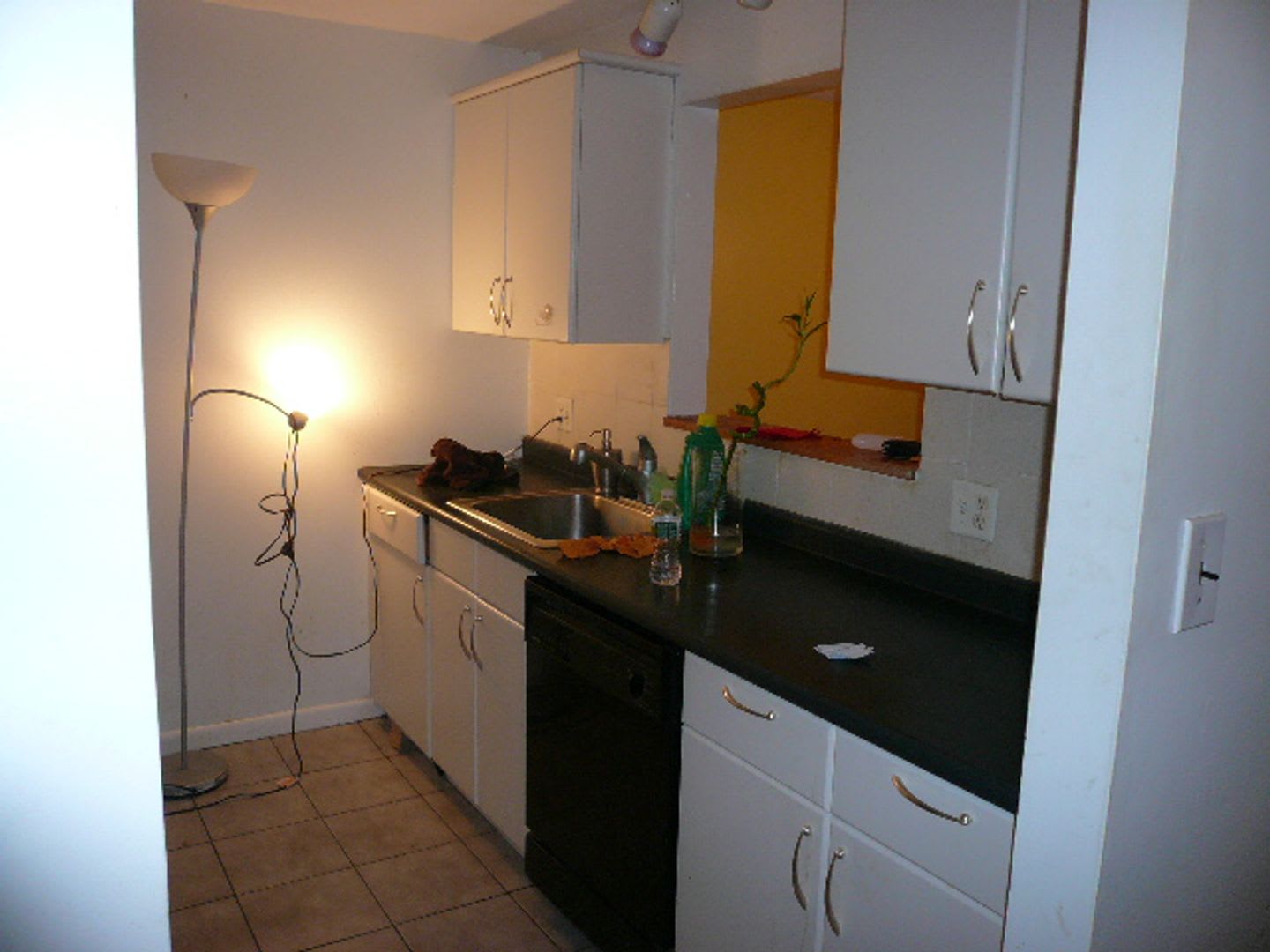 Spacious unit with amazing location in Newton Corner available 9/1/26 GREAT VALUE! – photo 5